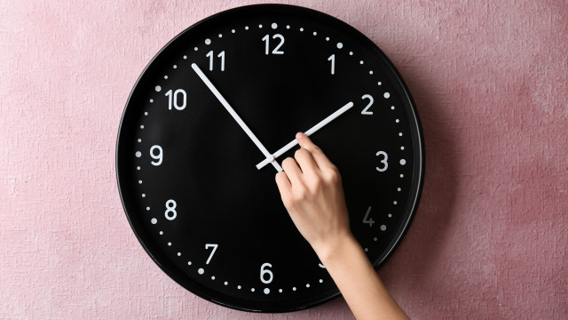 A hora muda no fim de semana. Quatro dicas para começar a preparar-se
