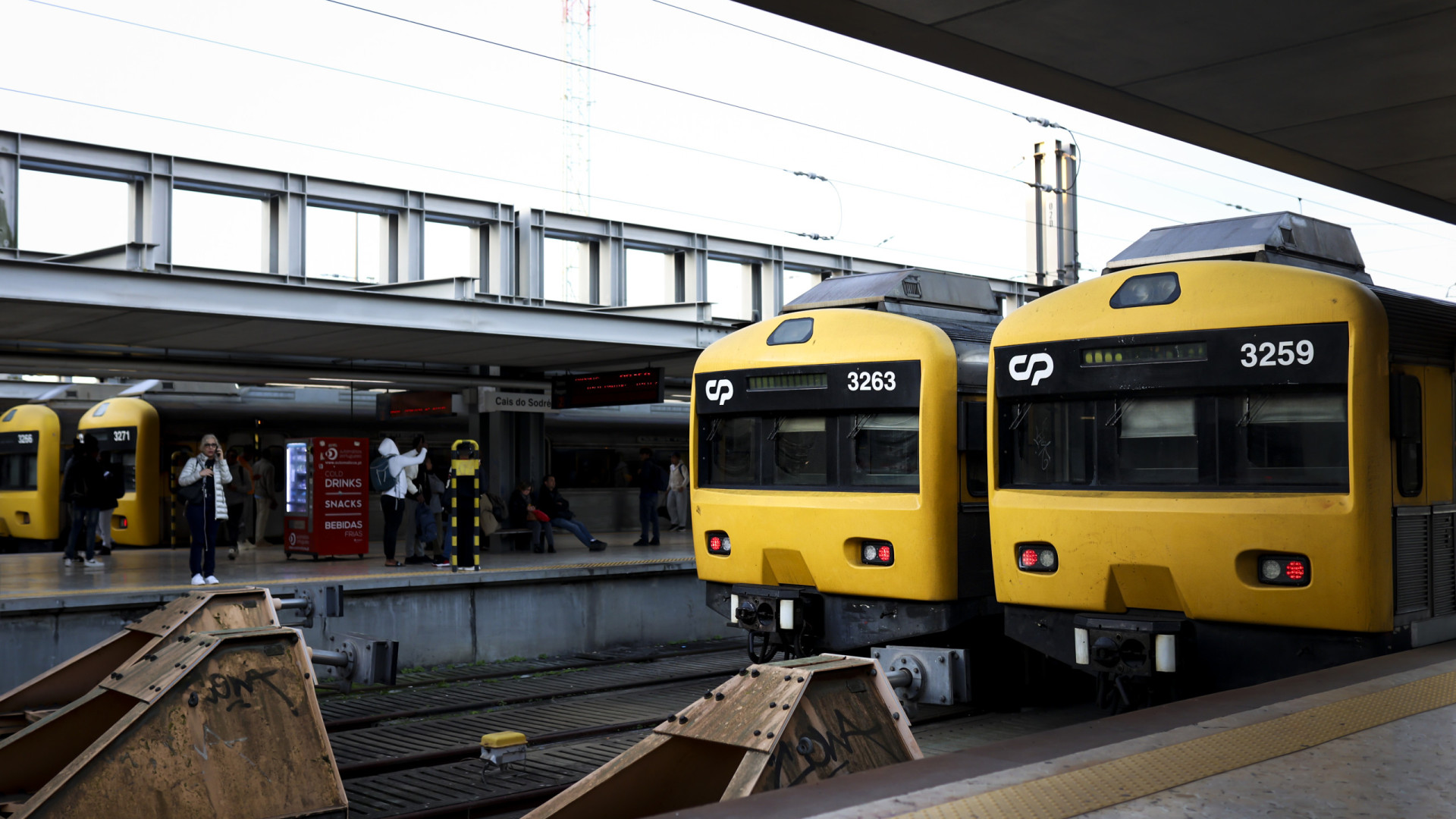 Il n'y aura pas de trains entre Cais do Sodré et Algés la nuit en avril et mai.