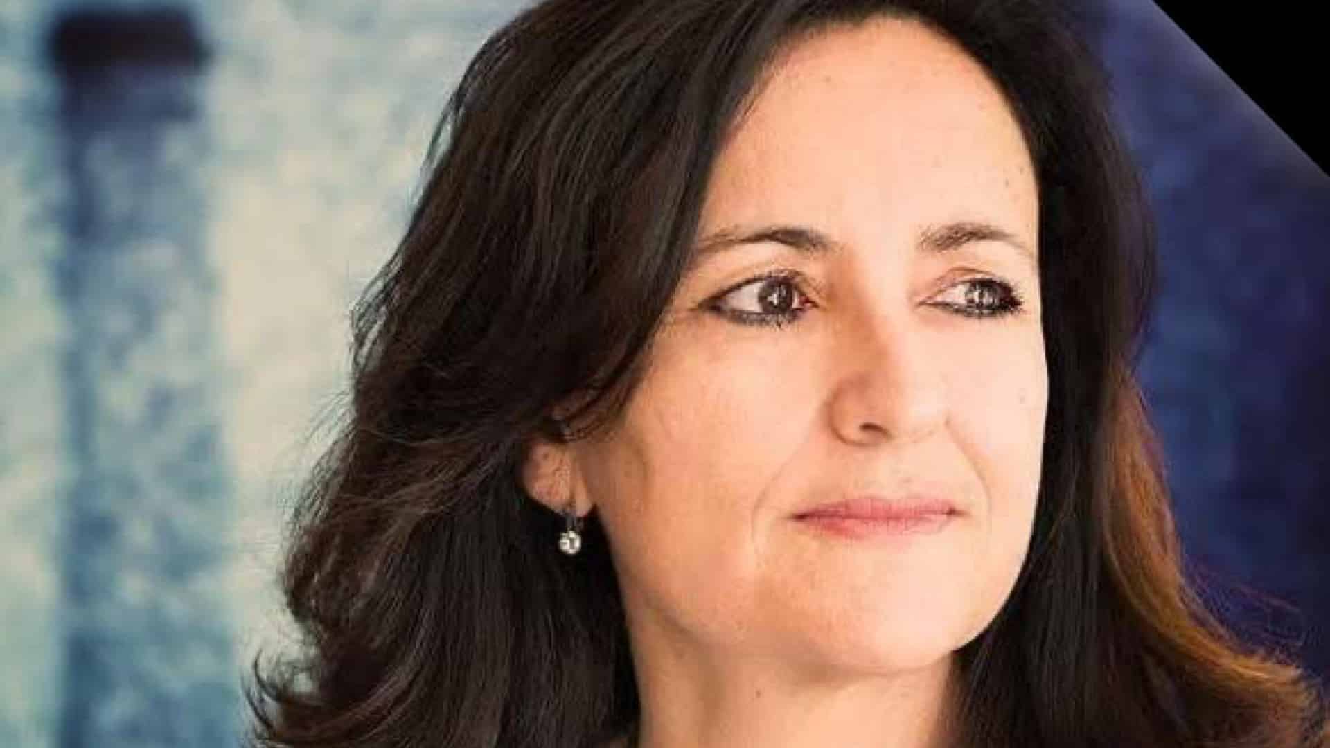 José Brandão. La ministre souligne une carrière de référence dans le design et l'enseignement