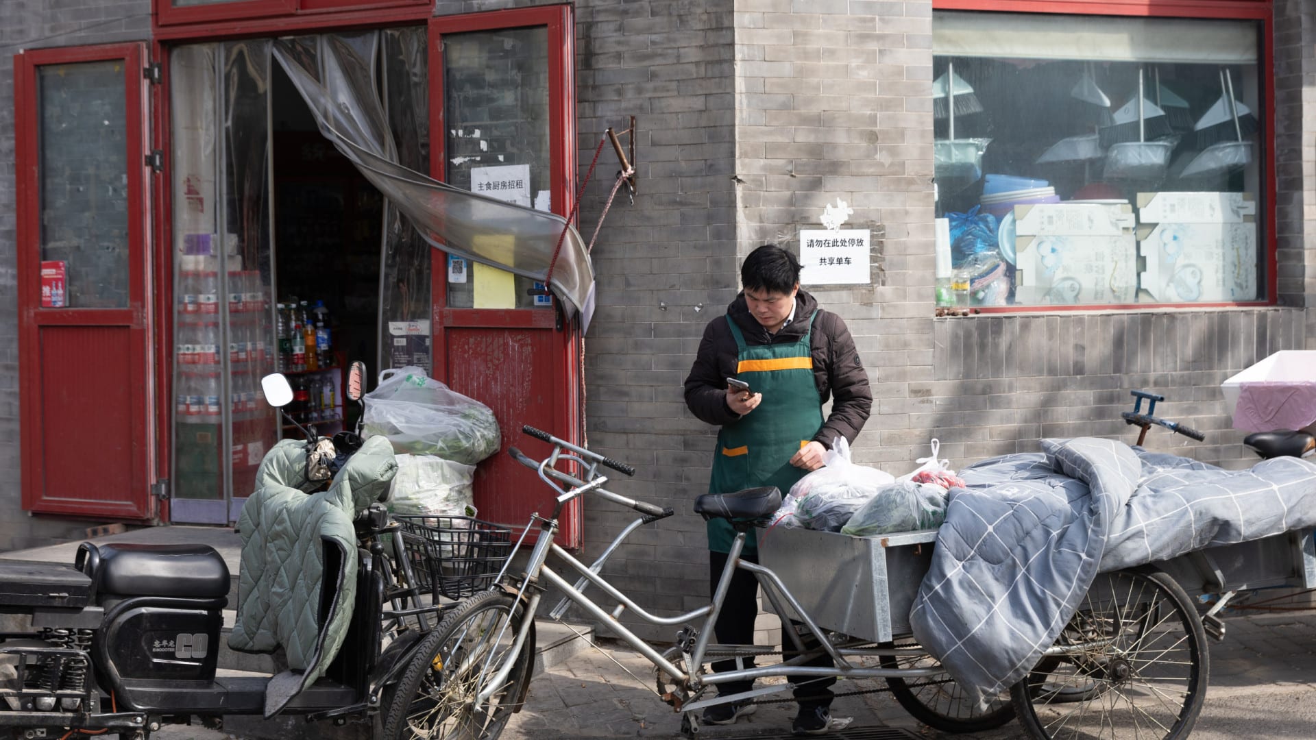 L'activité industrielle de la Chine atteint son niveau le plus élevé en 12 mois.