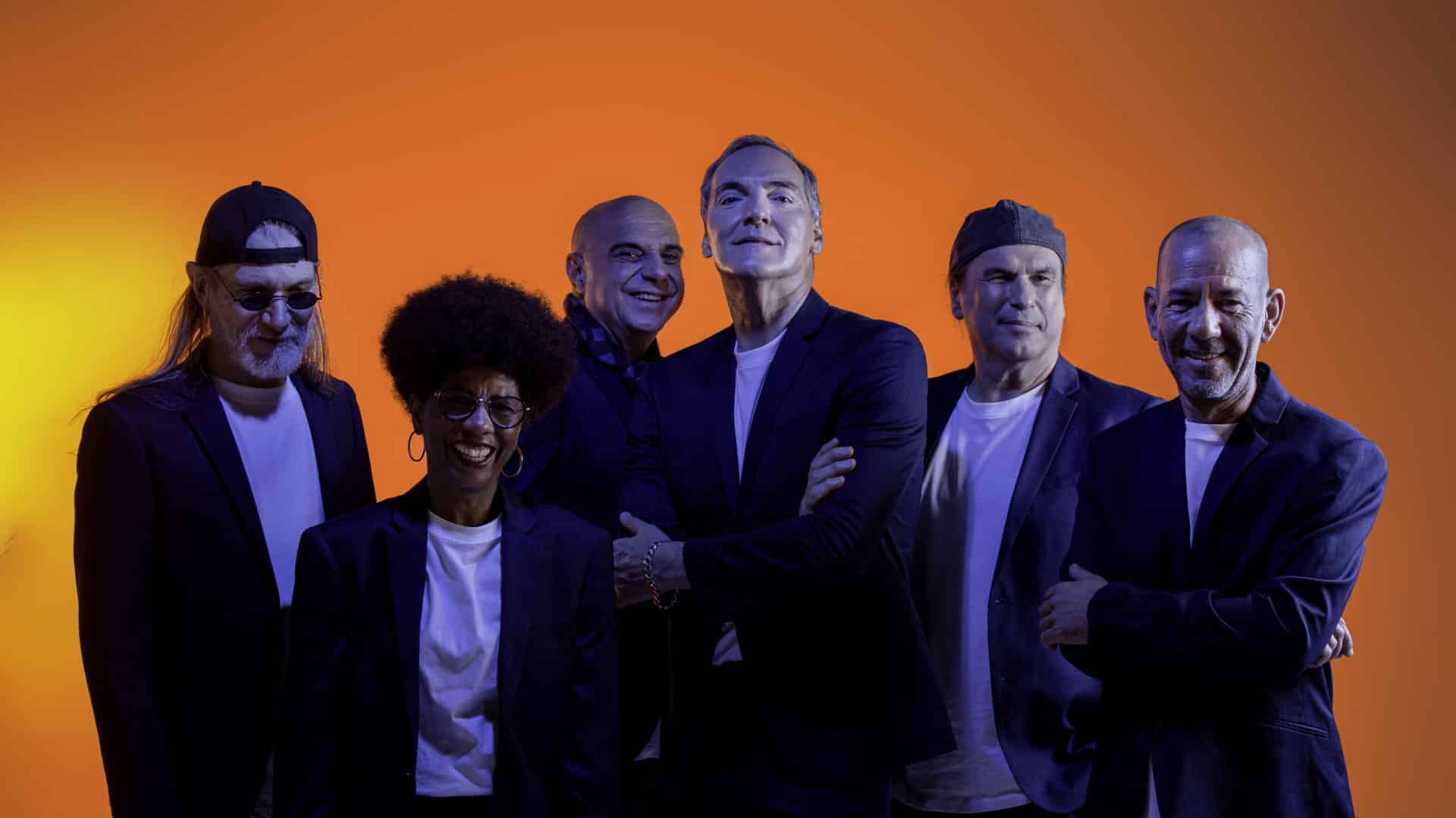 Les Delfins vont montrer 'U outro lado' des chansons en tournée.