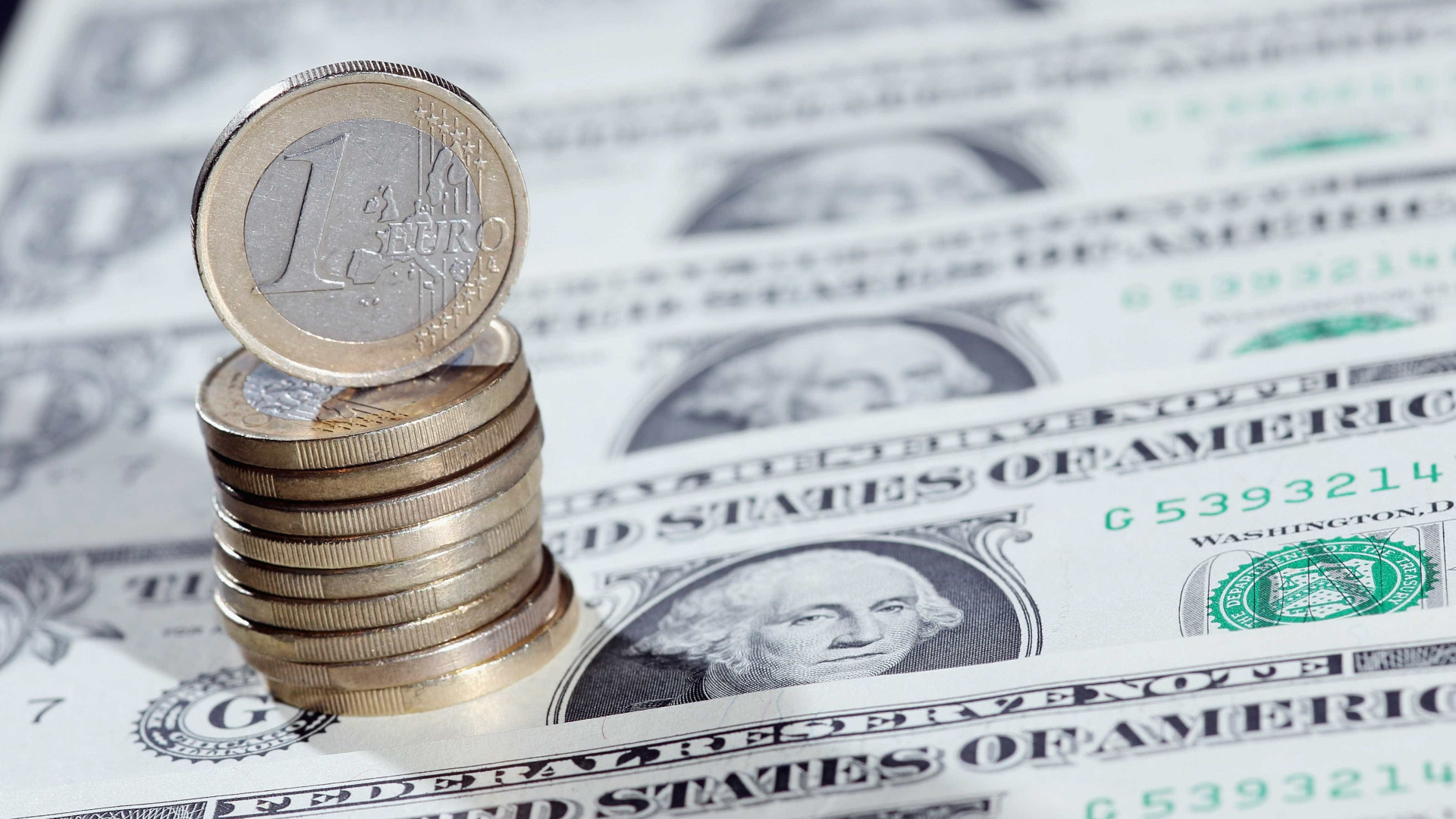 L'euro retombe en dessous de 1,08 dollar.