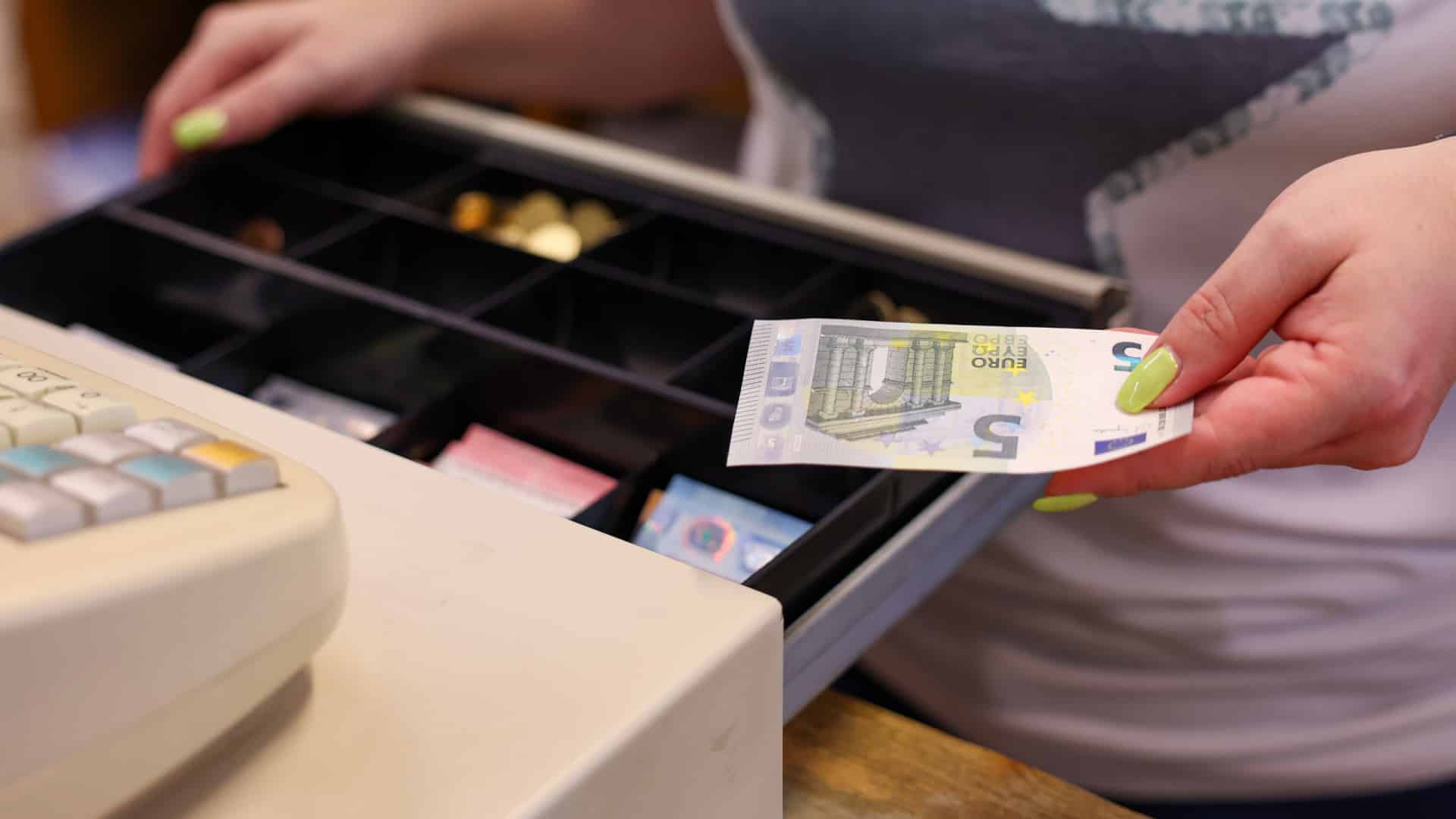 L'inflation en glissement annuel en Allemagne ralentit à 2,2 % en mars.