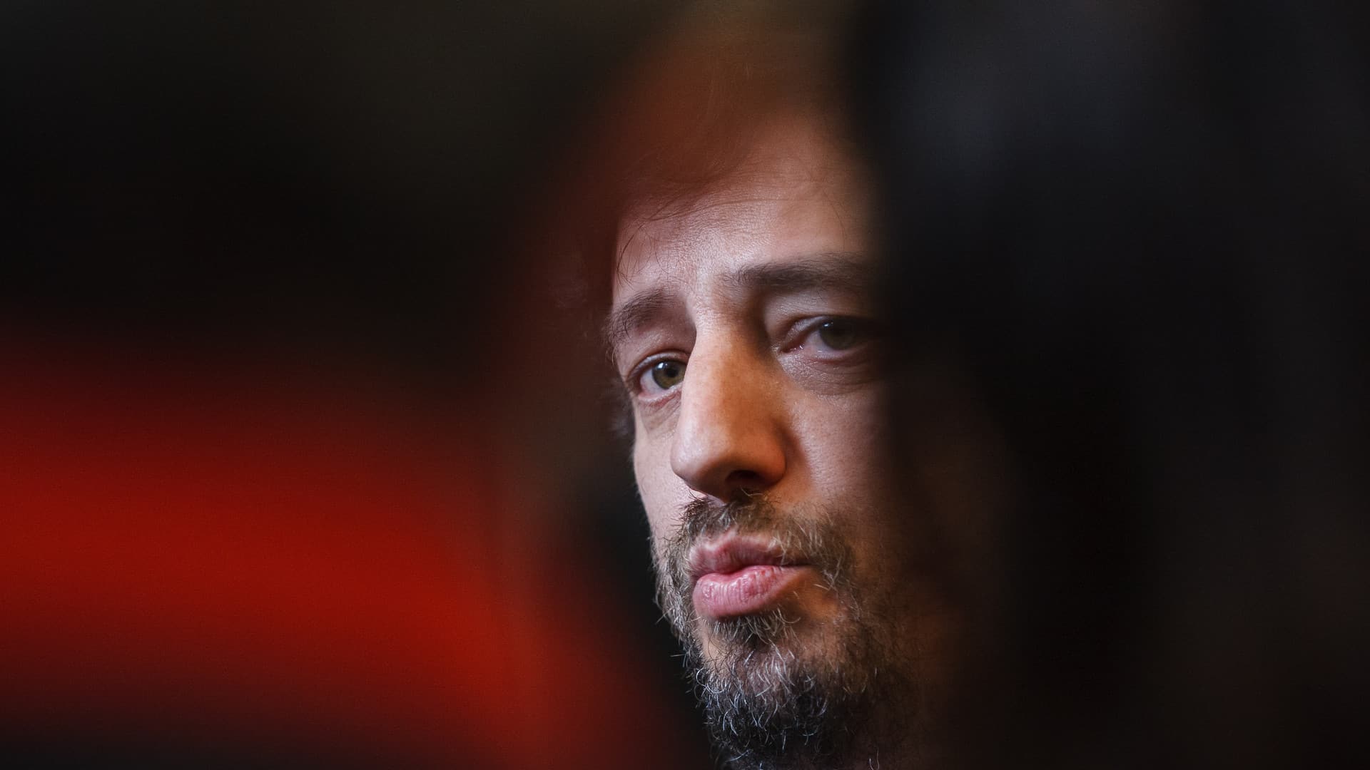 "On ne peut pas se forger une opinion sans sélectionner des informations."