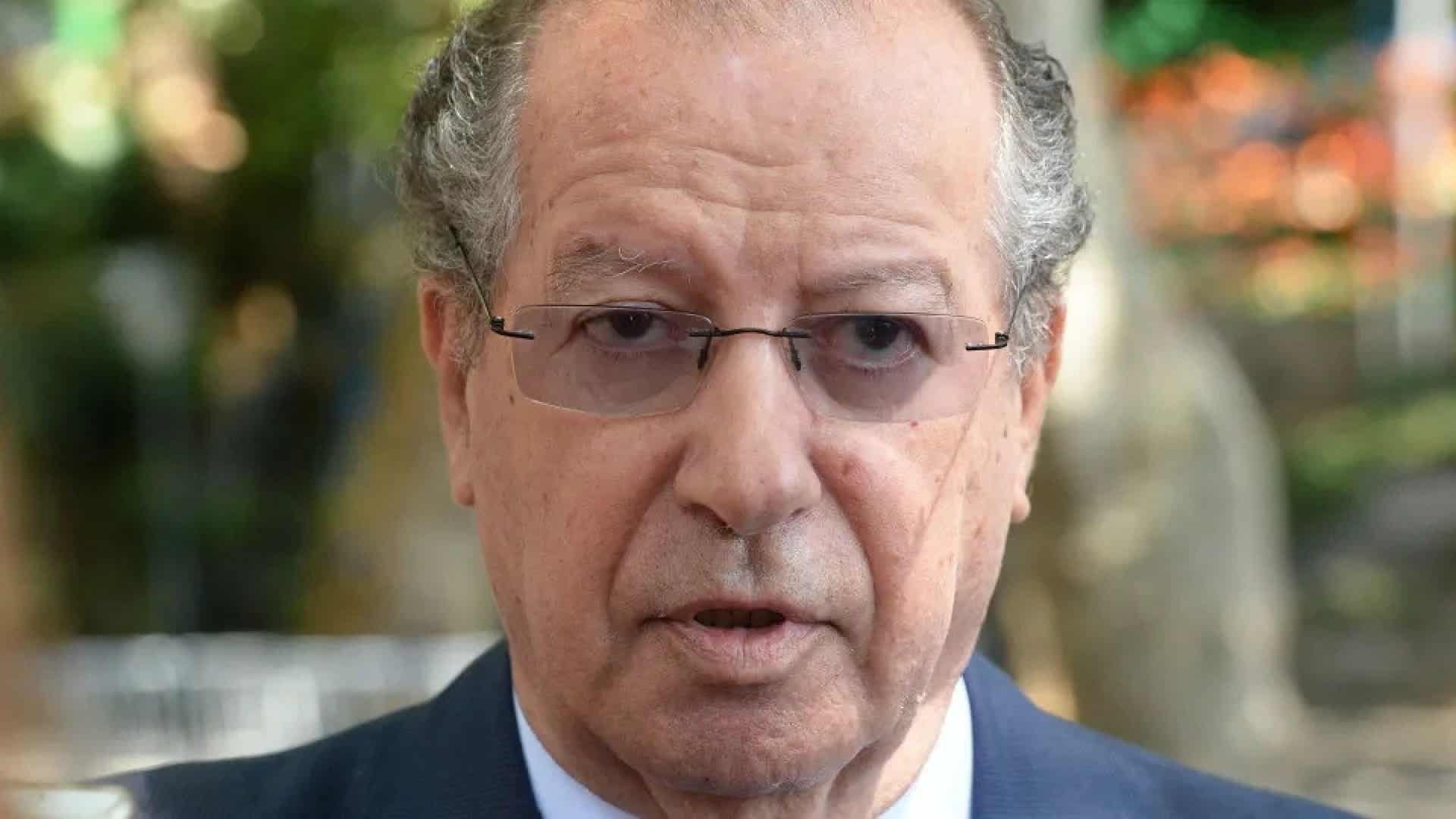 Représentant de la République à Madère écoute les partis dimanche.