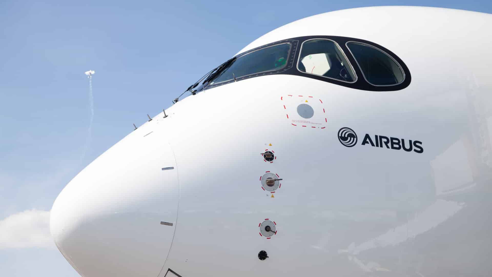 Airbus annonce des commandes de 132 avions de plusieurs compagnies aériennes.