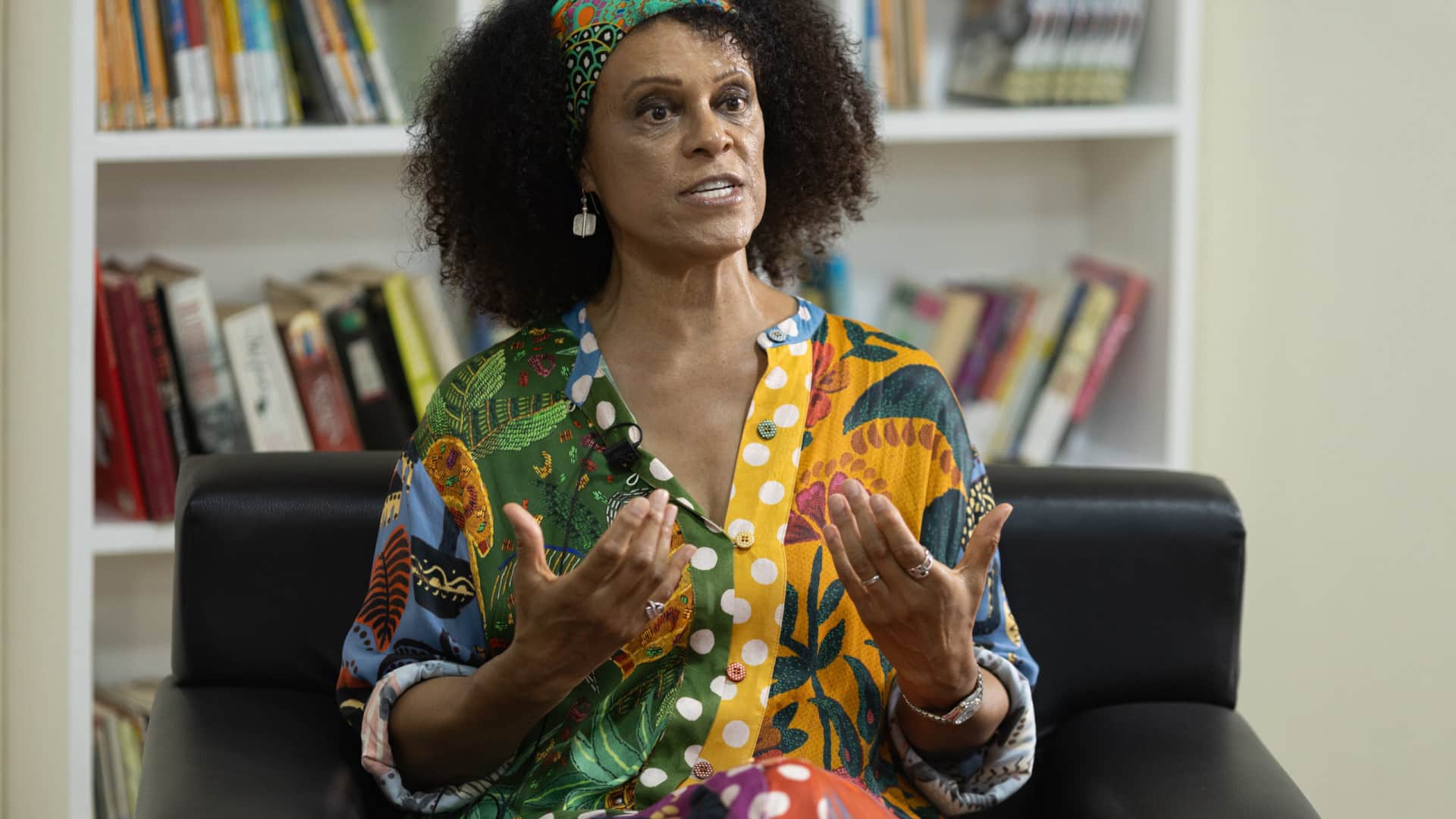 Bernardine Evaristo remporte le Prix de la Contribution Exceptionnelle du Women's Prize.