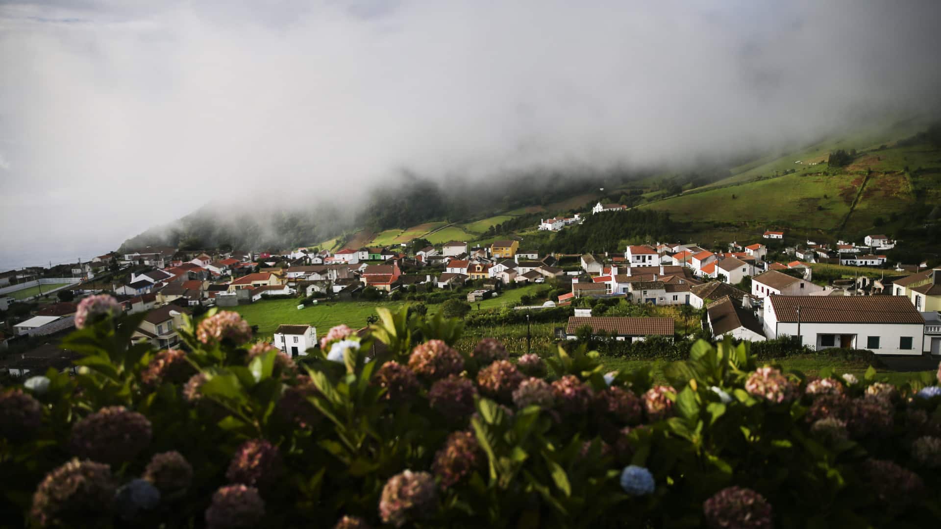 Cinq séismes ressentis dans l'après-midi sur l'île de São Miguel.