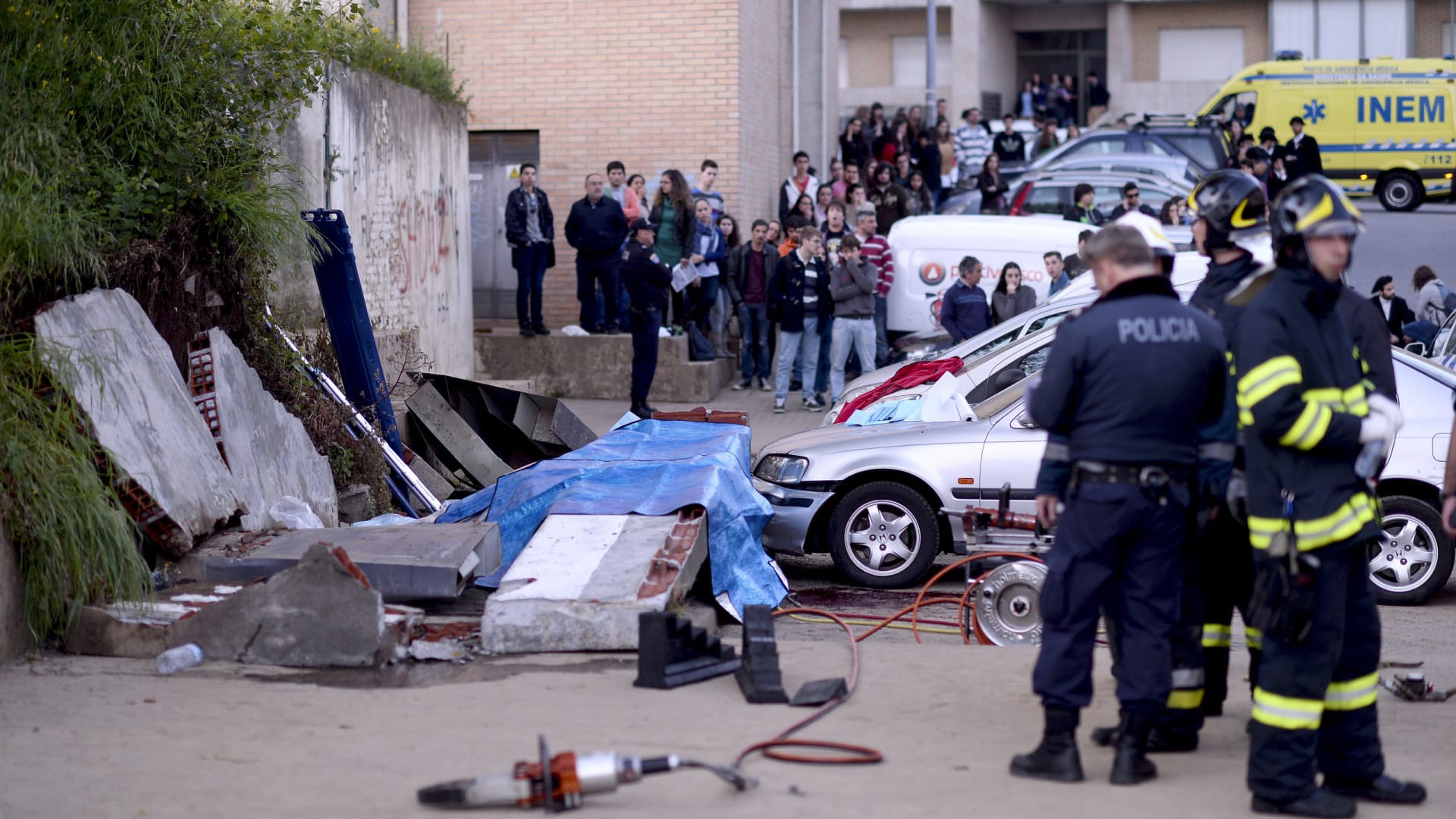 Condominium condamné à payer 450.000€ pour la mort de trois élèves à Braga.