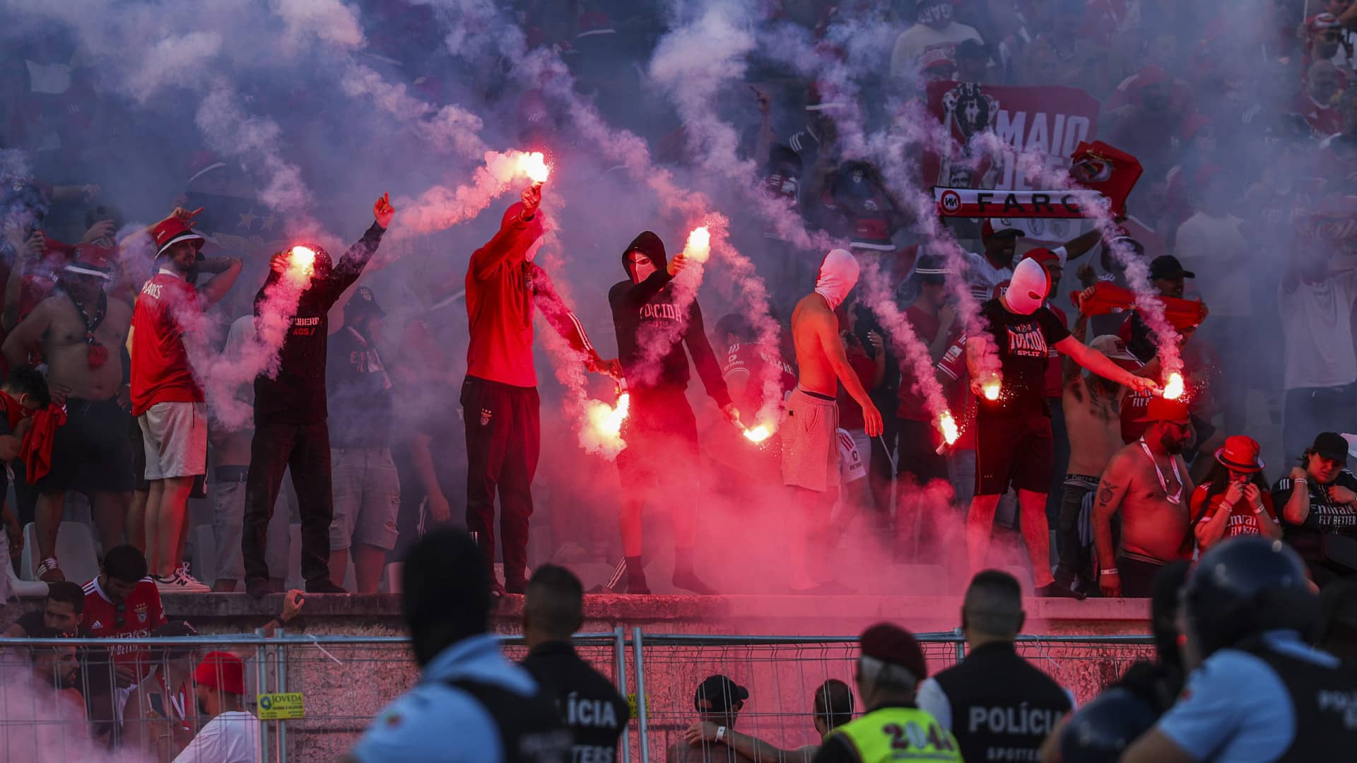 Coupe : La PSP a reçu 3 plaintes pour des agressions présumées de policiers sur des supporters.
