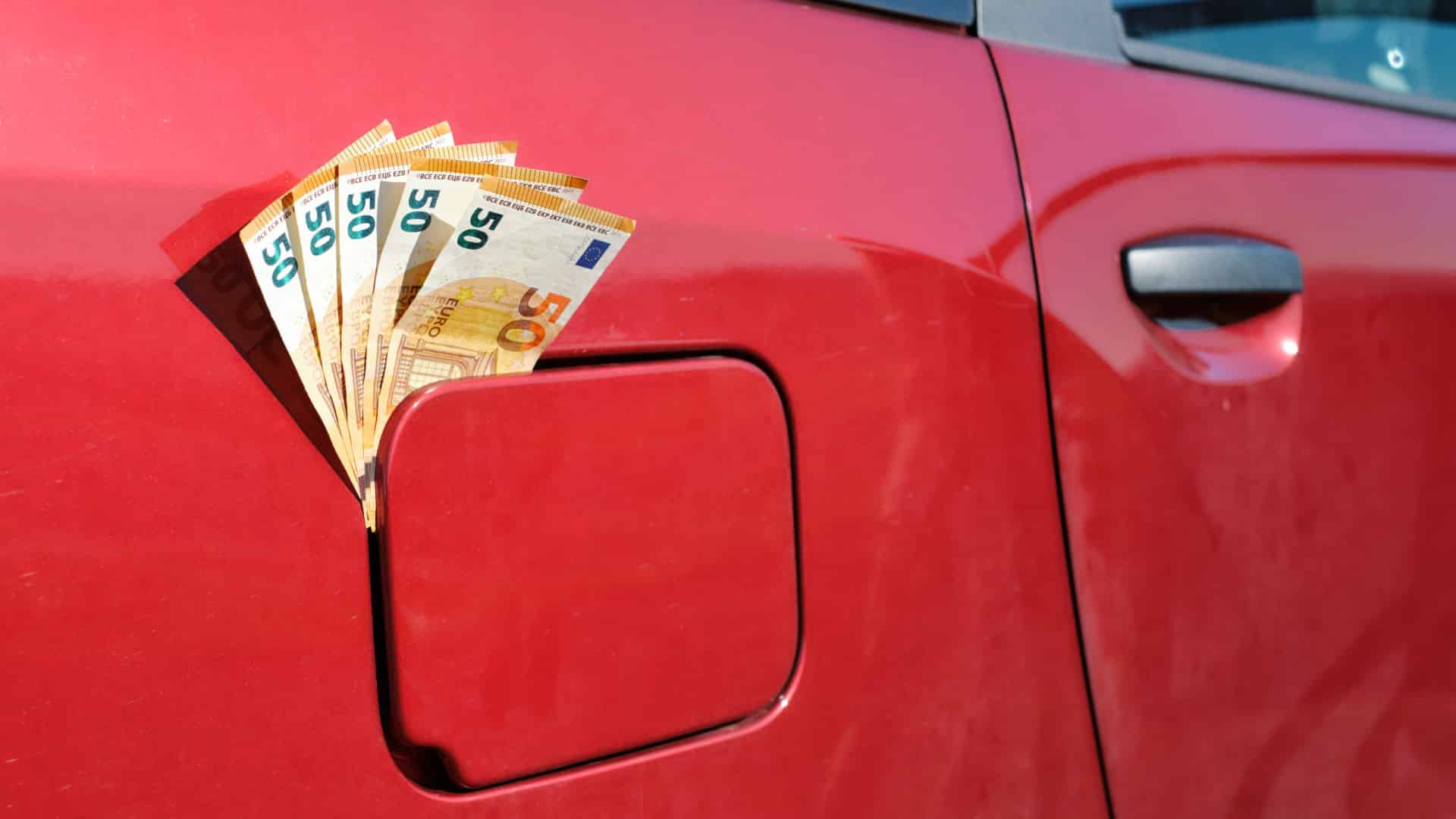 Courez vers une station-service ! Les prix des carburants s'envolent à partir de demain.