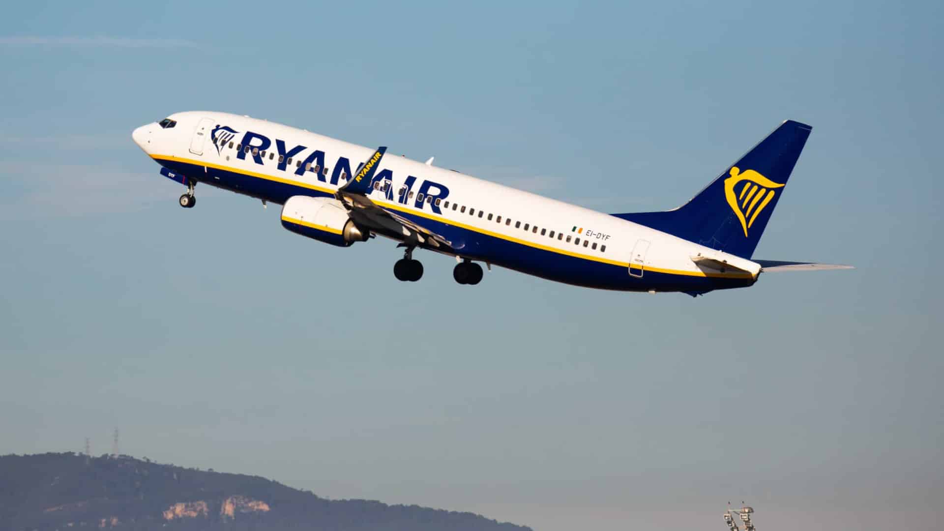 Des Portugais perturbent une commissaire de bord de Ryanair. Le vol a été annulé.