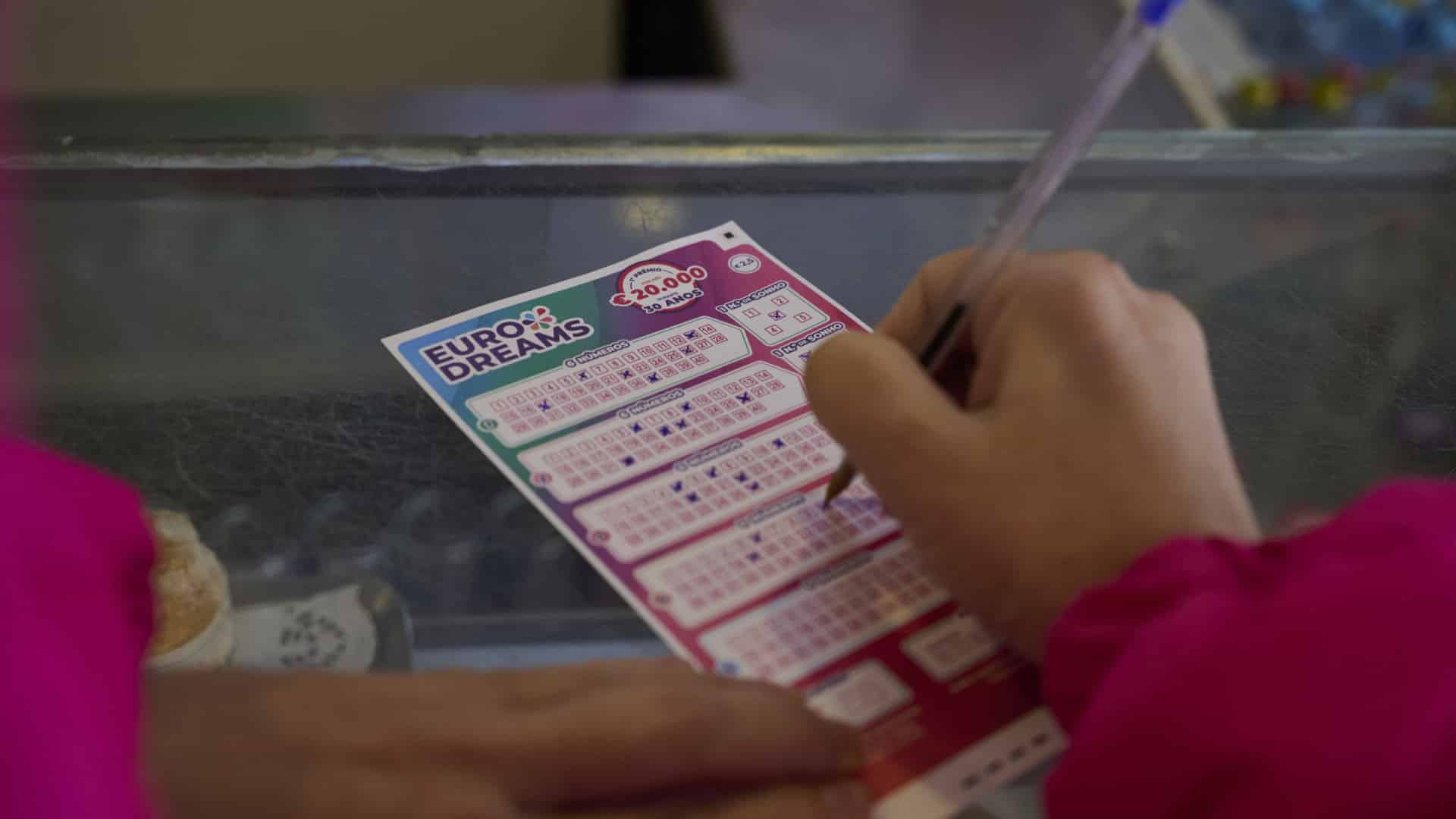 EuroDreams sort en Espagne. Au Portugal, les prix ne dépassent pas 100€.