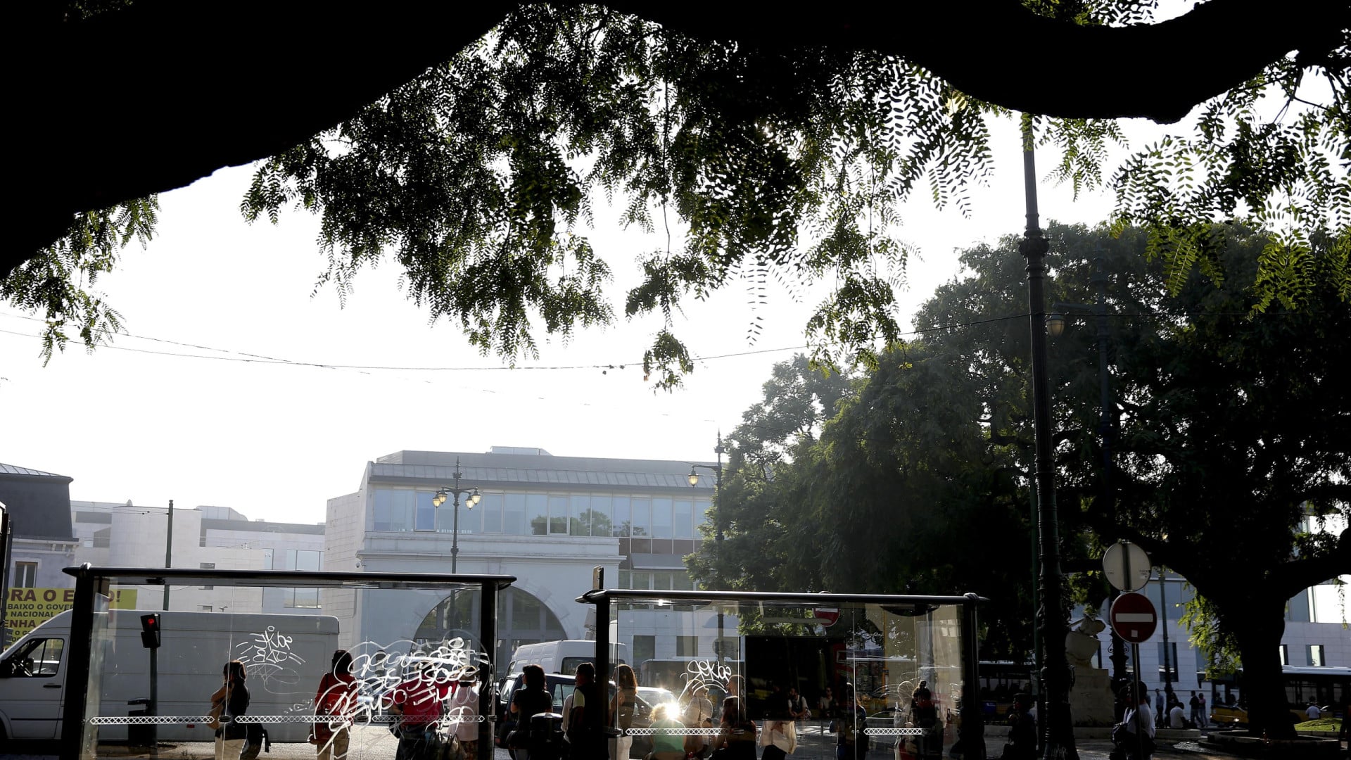 Grève à la Carris, assemblée plénière au Métro. Perturbations le grand jour des Fêtes.