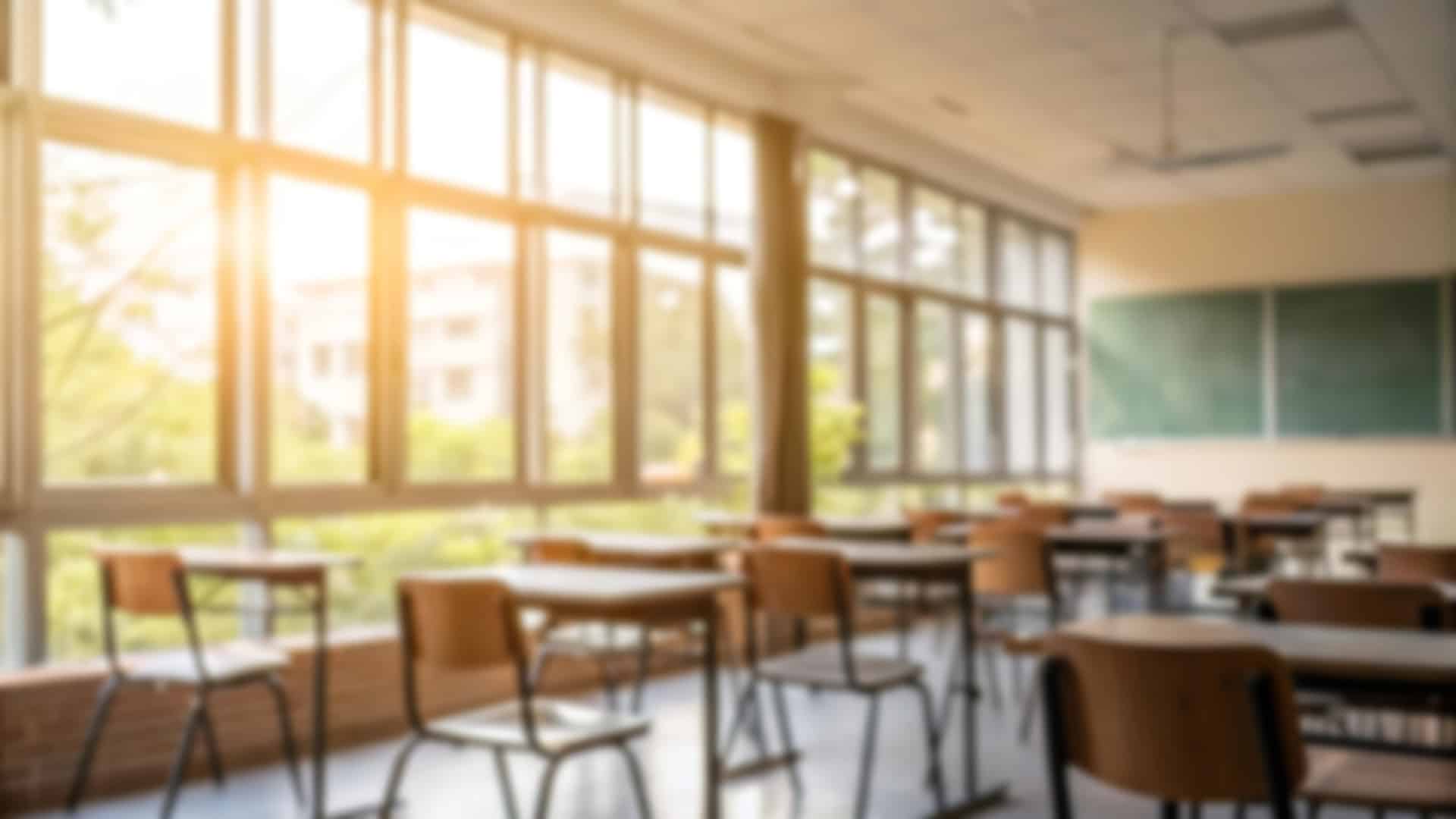 Il y a moins d'élèves défavorisés dans l'enseignement obligatoire ayant accès à une bourse.