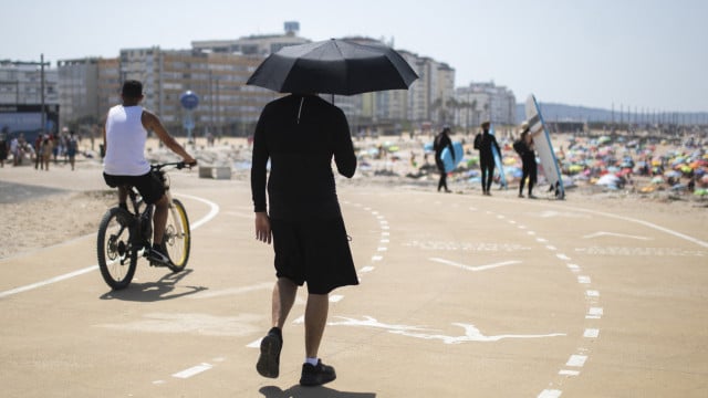 La chaleur laisse le pays "en rouge". Entre phénomènes et pluie, comment cela se passe-t-il ?