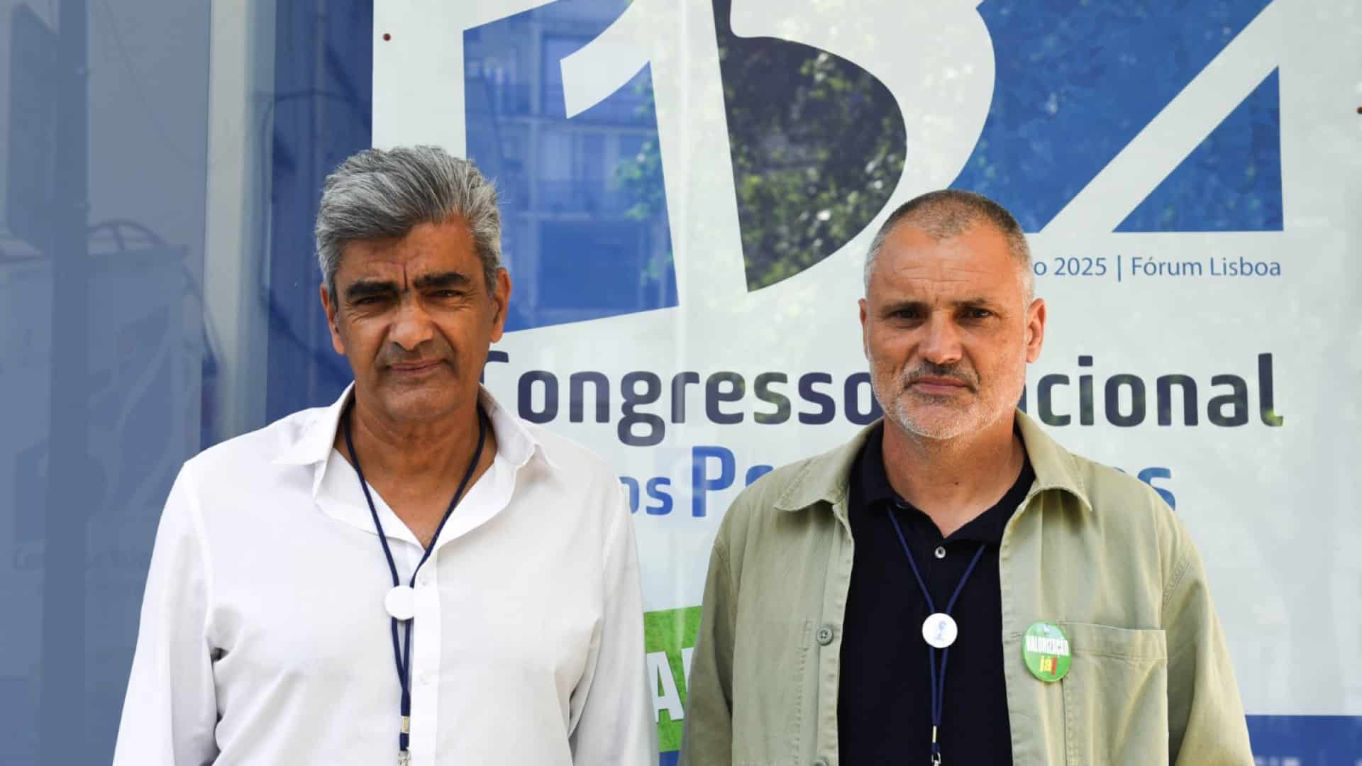 La Fenprof défend la révision des critères et davantage de correcteurs dans les épreuves.