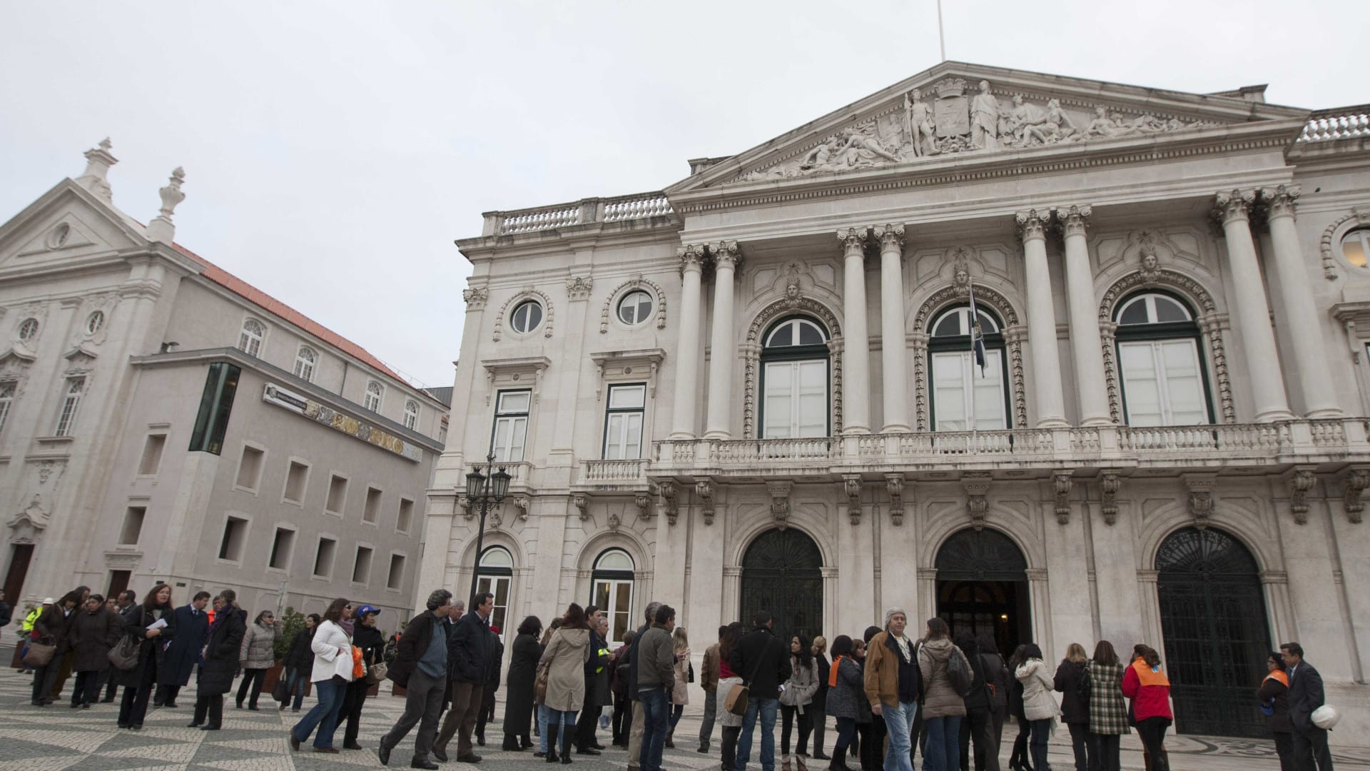 La municipalité de Lisbonne rejette le groupe néonazi aux intentions terroristes.