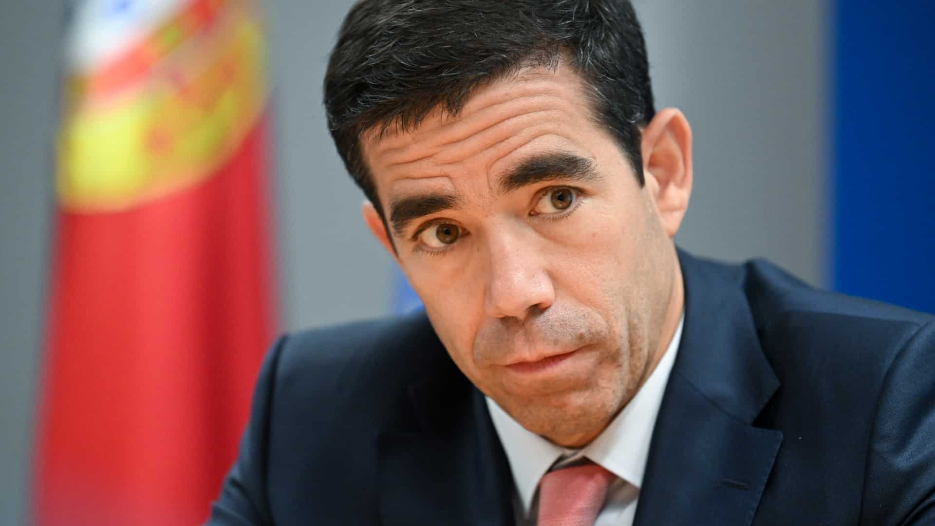 La protection de la communication sociale devient la responsabilité de Leitão Amaro.