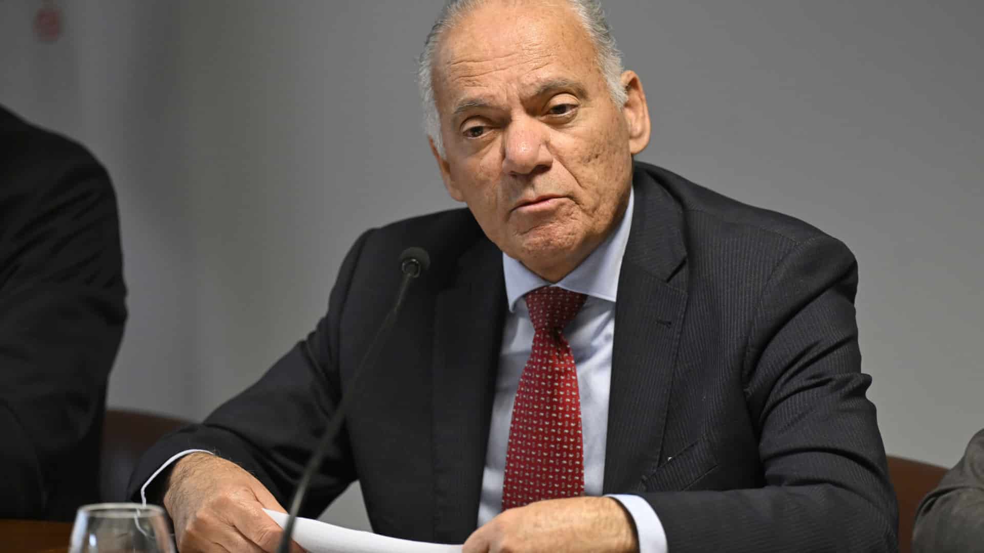 "L'agresseur est celui qui doit quitter la maison et non la victime", défend le PGR.