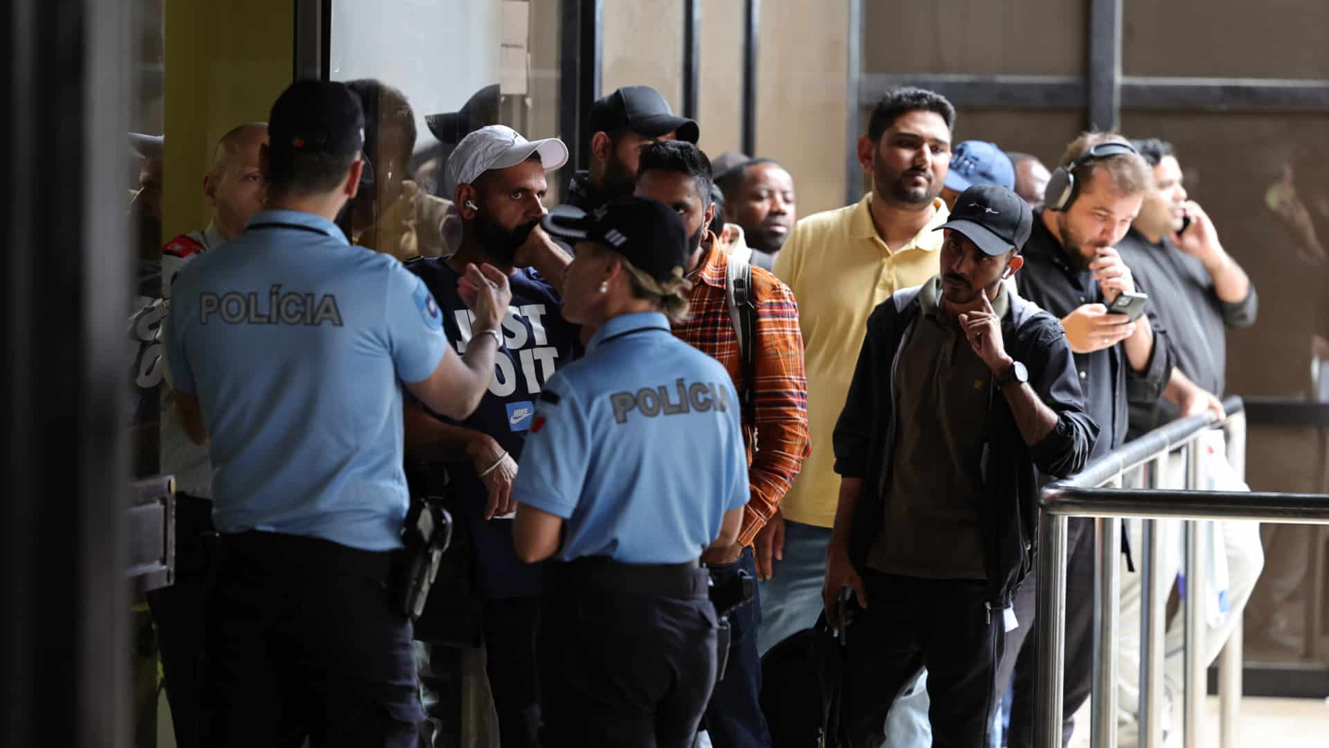 L'association des immigrants dit que le Portugal est une "prison à ciel ouvert".