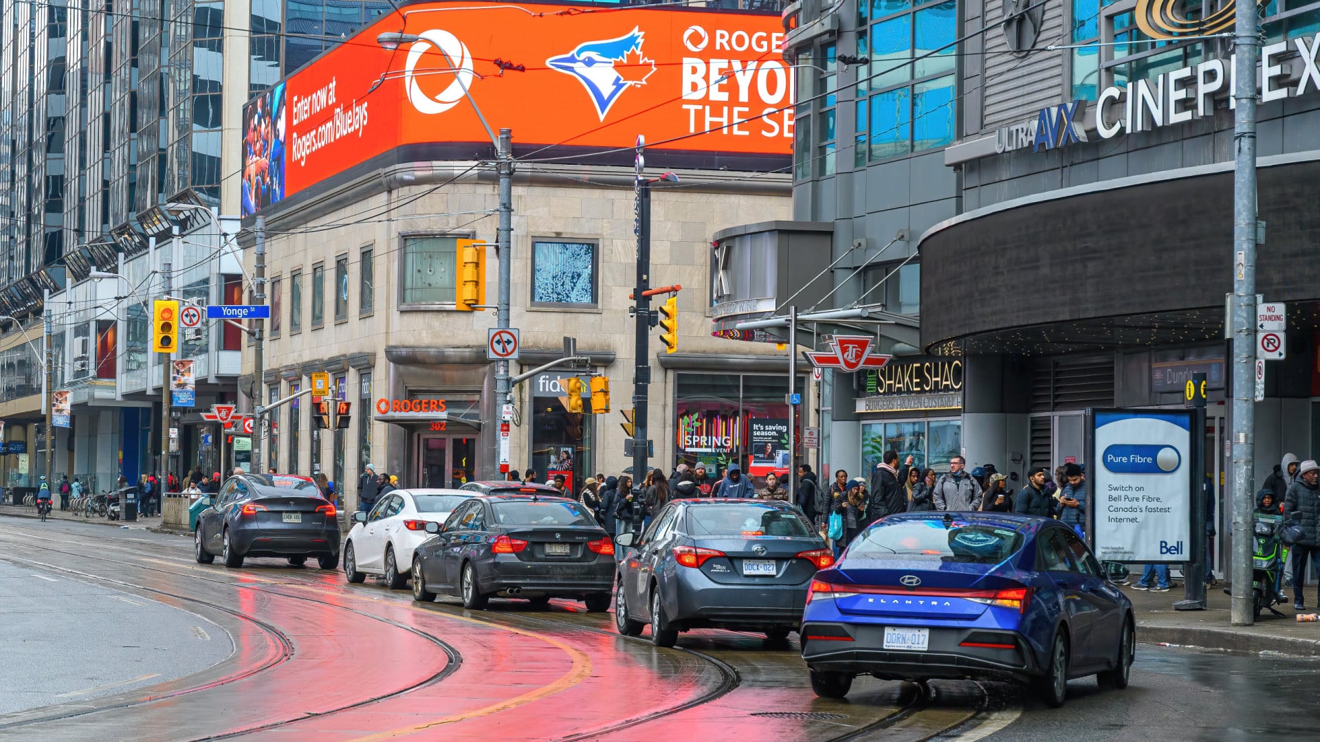 Le Canada a atteint un déficit commercial record en avril.