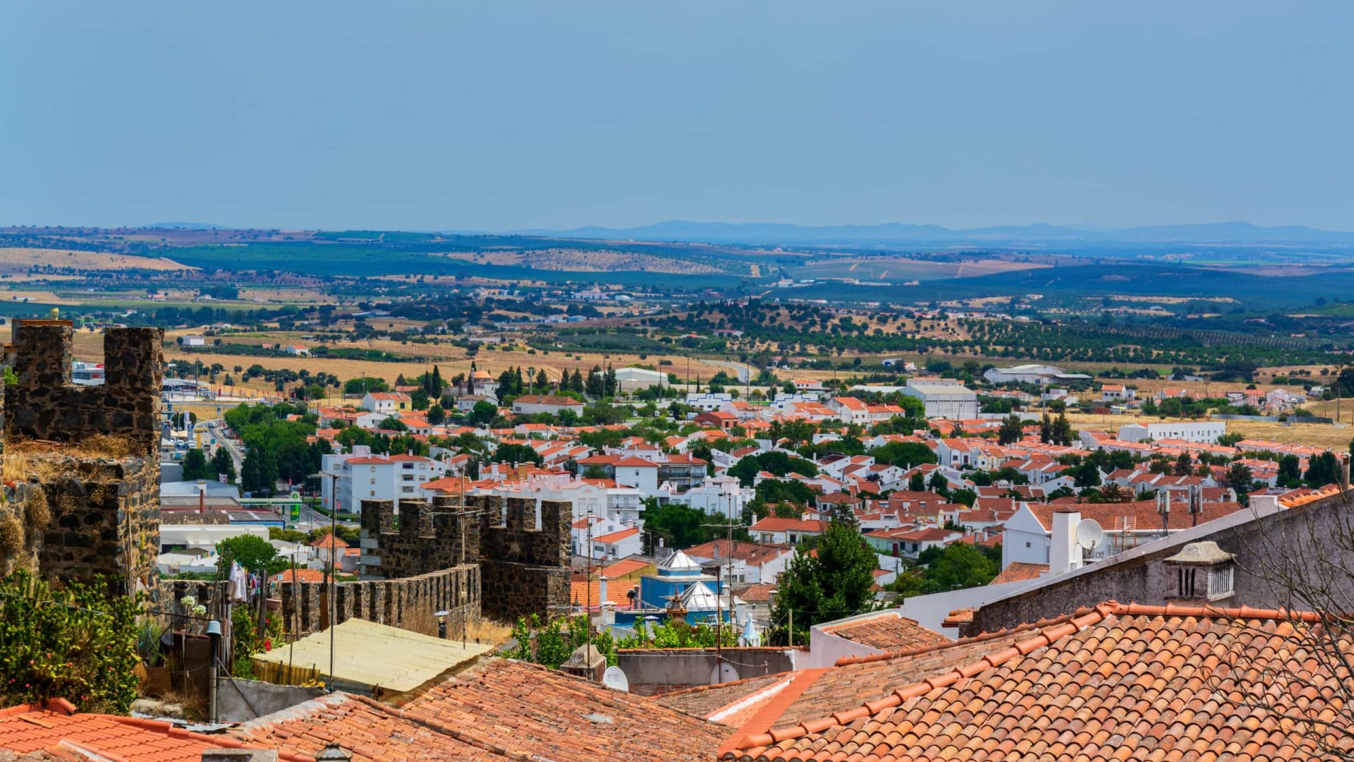 Le festival NADA amène à Beja des groupes de 'heavy metal' et de musique "alternative".