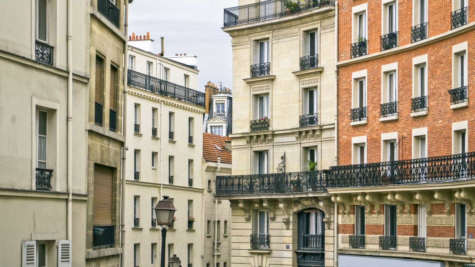 Le gouvernement prévoit de construire 59 000 logements publics pour lutter contre la crise