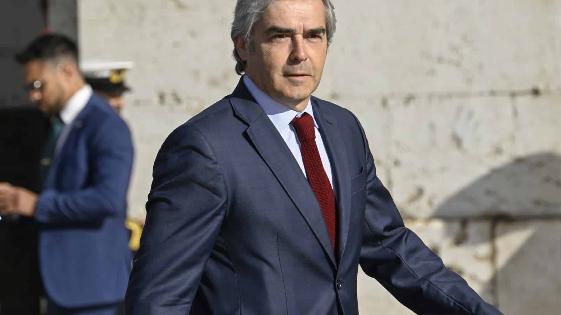 Le ministre dit qu'investir un milliard de plus dans la Défense "ne fait pas peur".