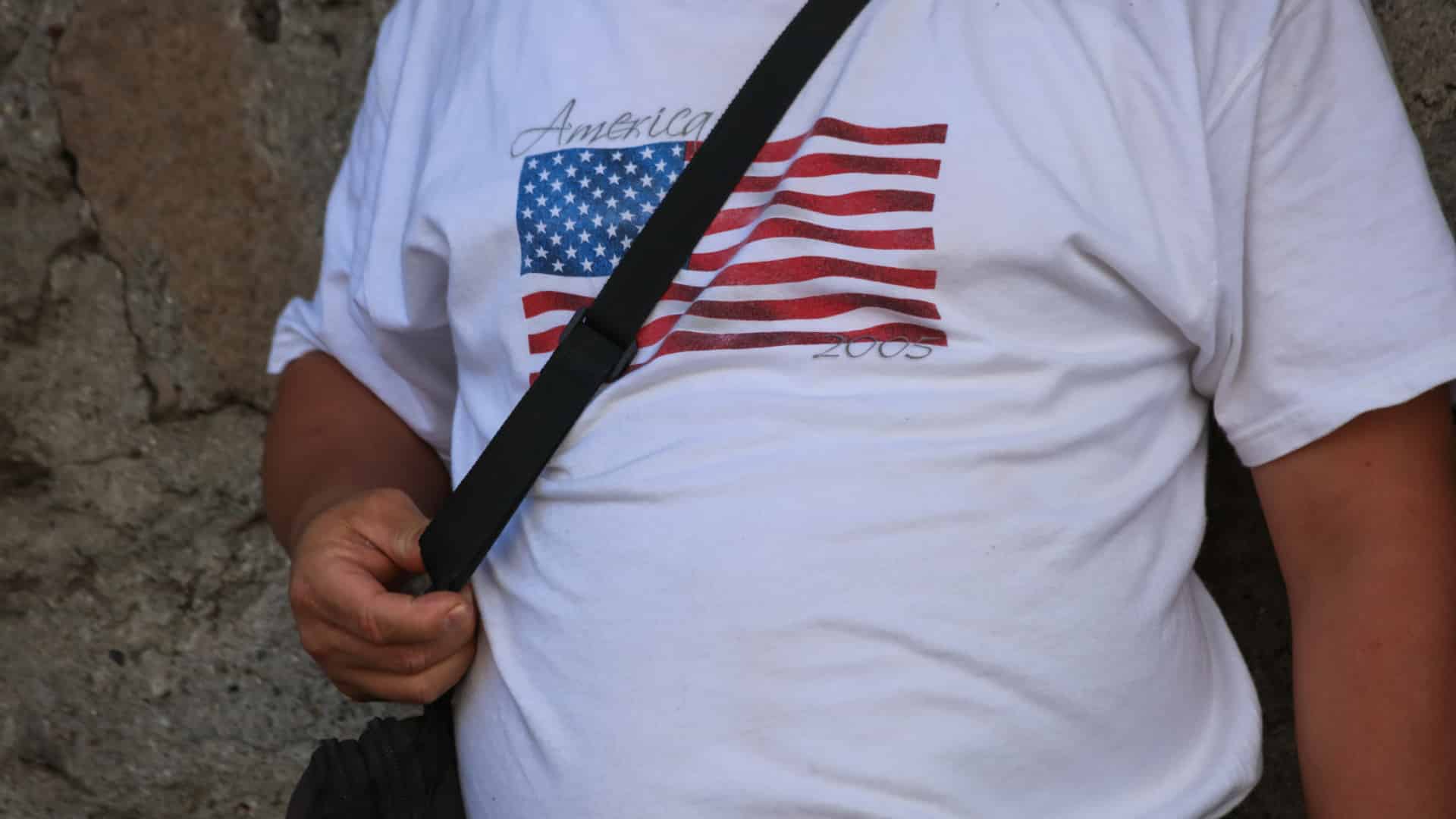 Les règles pour les immigrés ont été retardées par les élections, déclare un dirigeant.