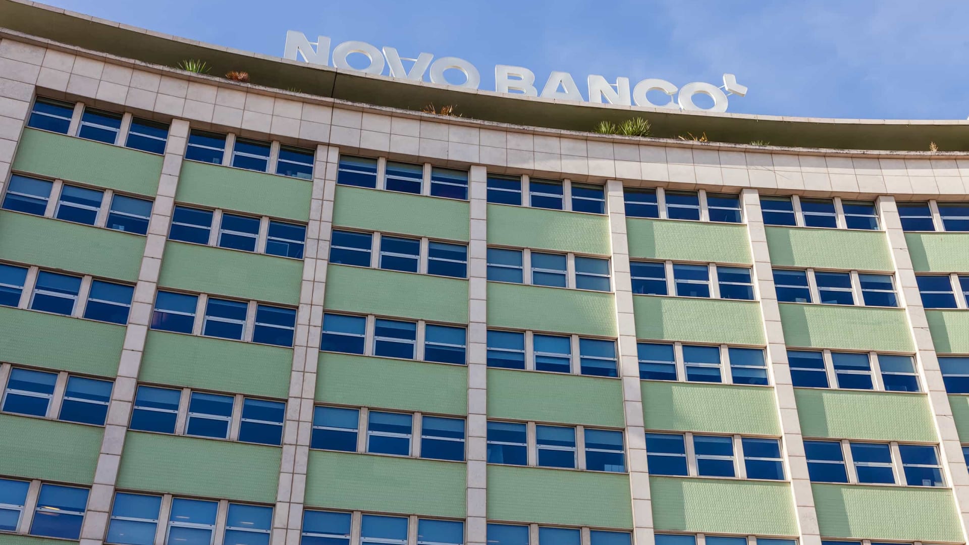 Les travailleurs de Novo Banco "optimistes" quant à la vente au groupe français.