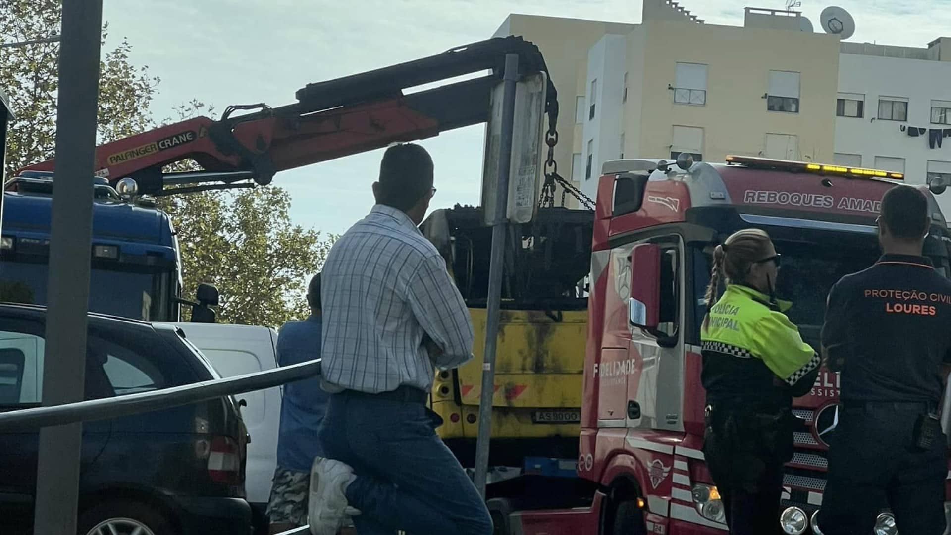 Mort d'Odair ? Le parquet a demandé la libération des suspects d'avoir incendié un bus.