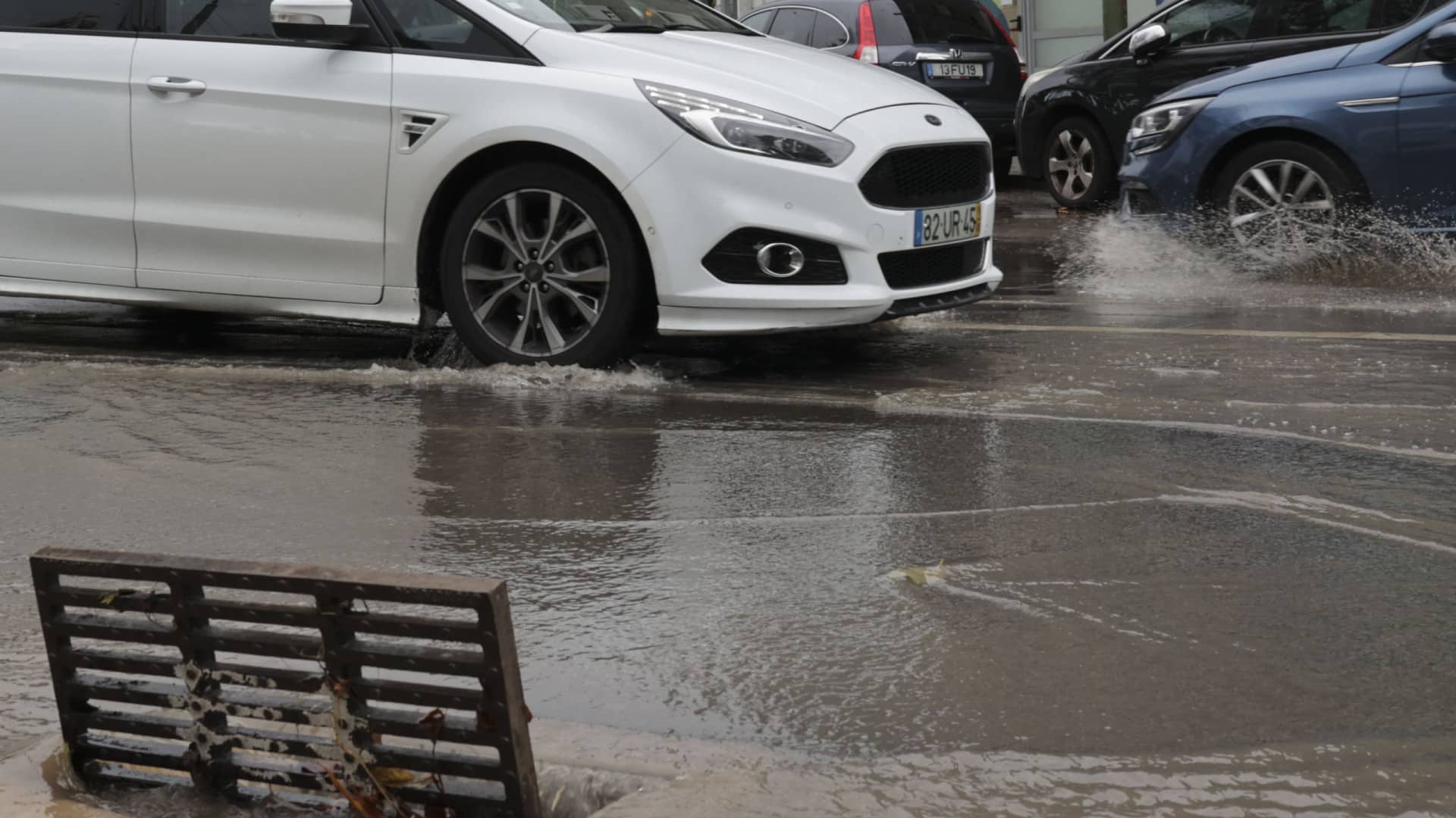 Oeiras inaugure un bassin de rétention pour éviter les inondations dans le centre-ville d'Algés