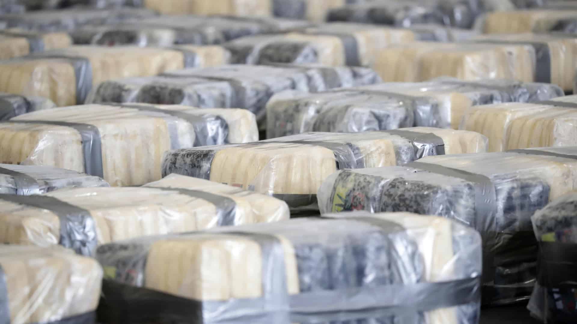 PJ et la police espagnole démantèlent un laboratoire de cocaïne à Badajoz.