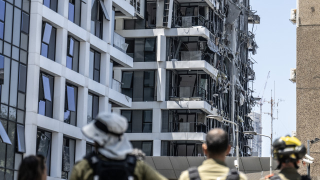 Portugueses residentes em Israel e no Irão