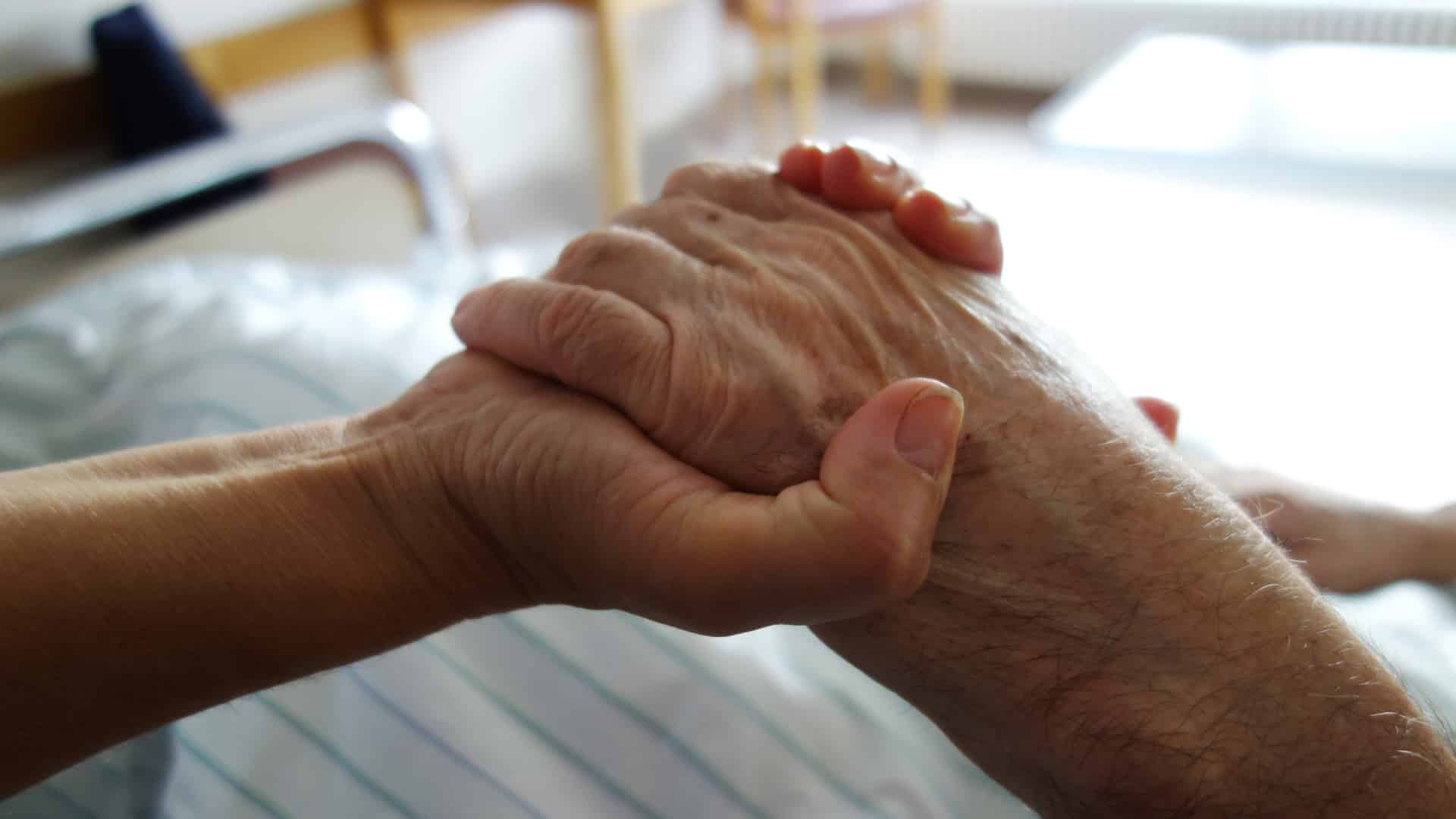 Près de 90 personnes âgées retirées d'une maison de retraite en raison du manque de conditions à Matosinhos.