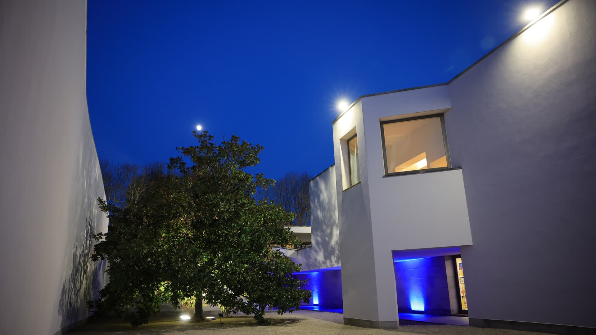 Serralves va inaugurer une exposition rétrospective de Maurizio Cattelan