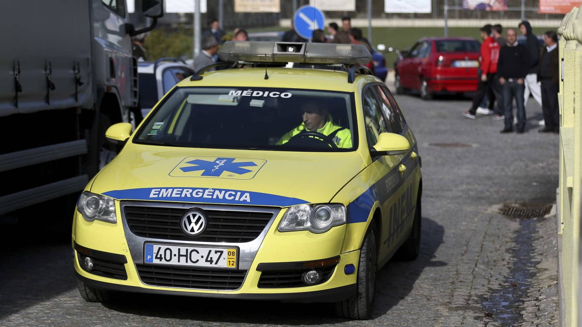 Un homme est mort dans un accident de travail dans la zone industrielle de Vila Real.