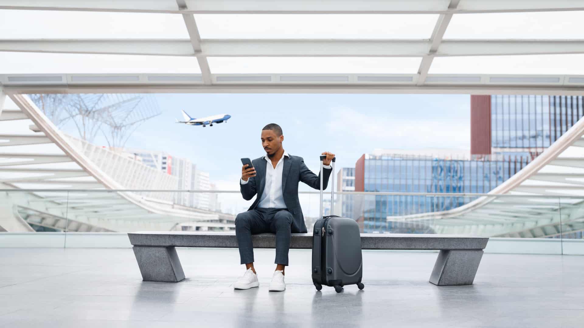 Vous partez en voyage ? Découvrez si les règles d'itinérance sont identiques à l'intérieur et à l'extérieur de l'UE.