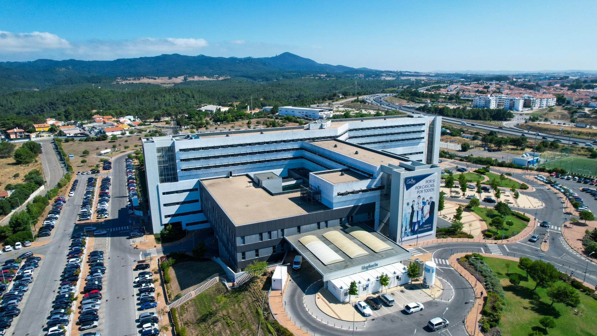 A harcelé un collègue à l'Hôpital de Cascais, mais la Justice a annulé le licenciement.