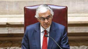 Aguiar-Branco demande plus de négociations politiques. Abstention ? "Inconformisme"