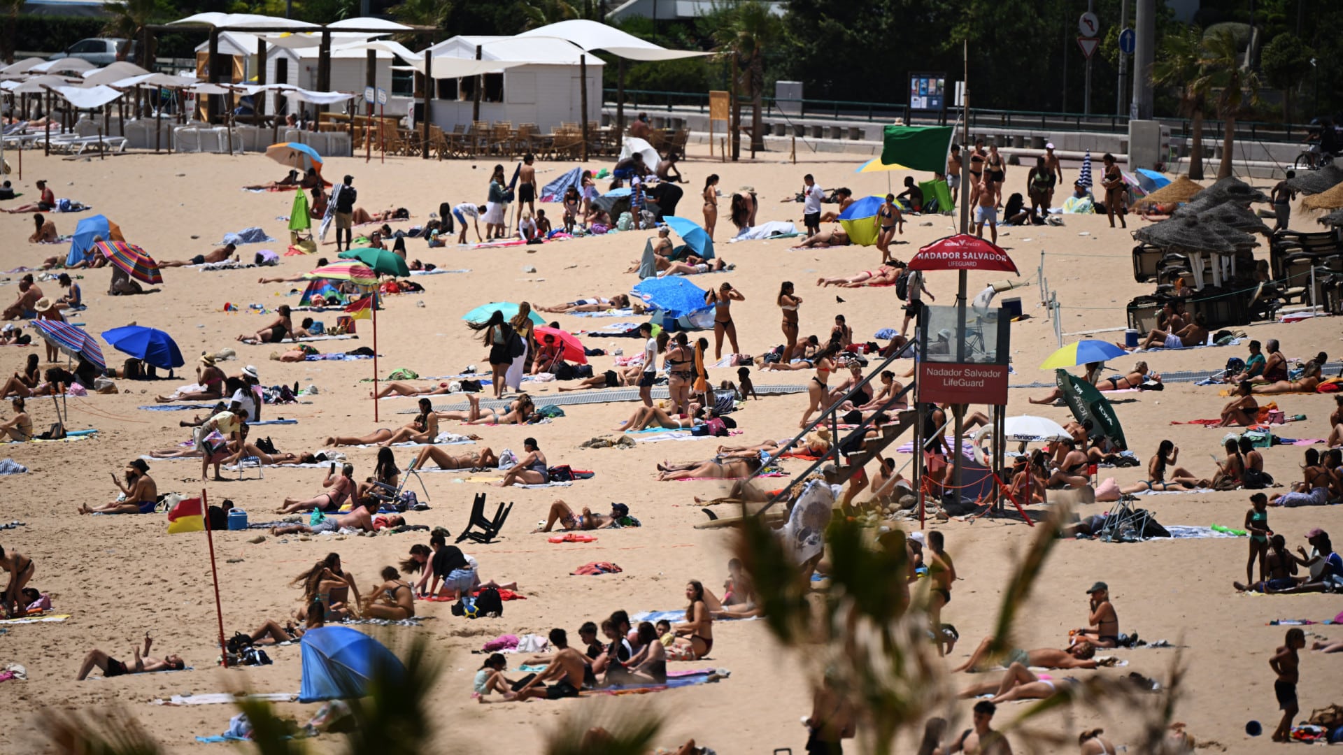 Attention à la chaleur ! Sept districts avec alerte jaune (maximum de 38ºC)