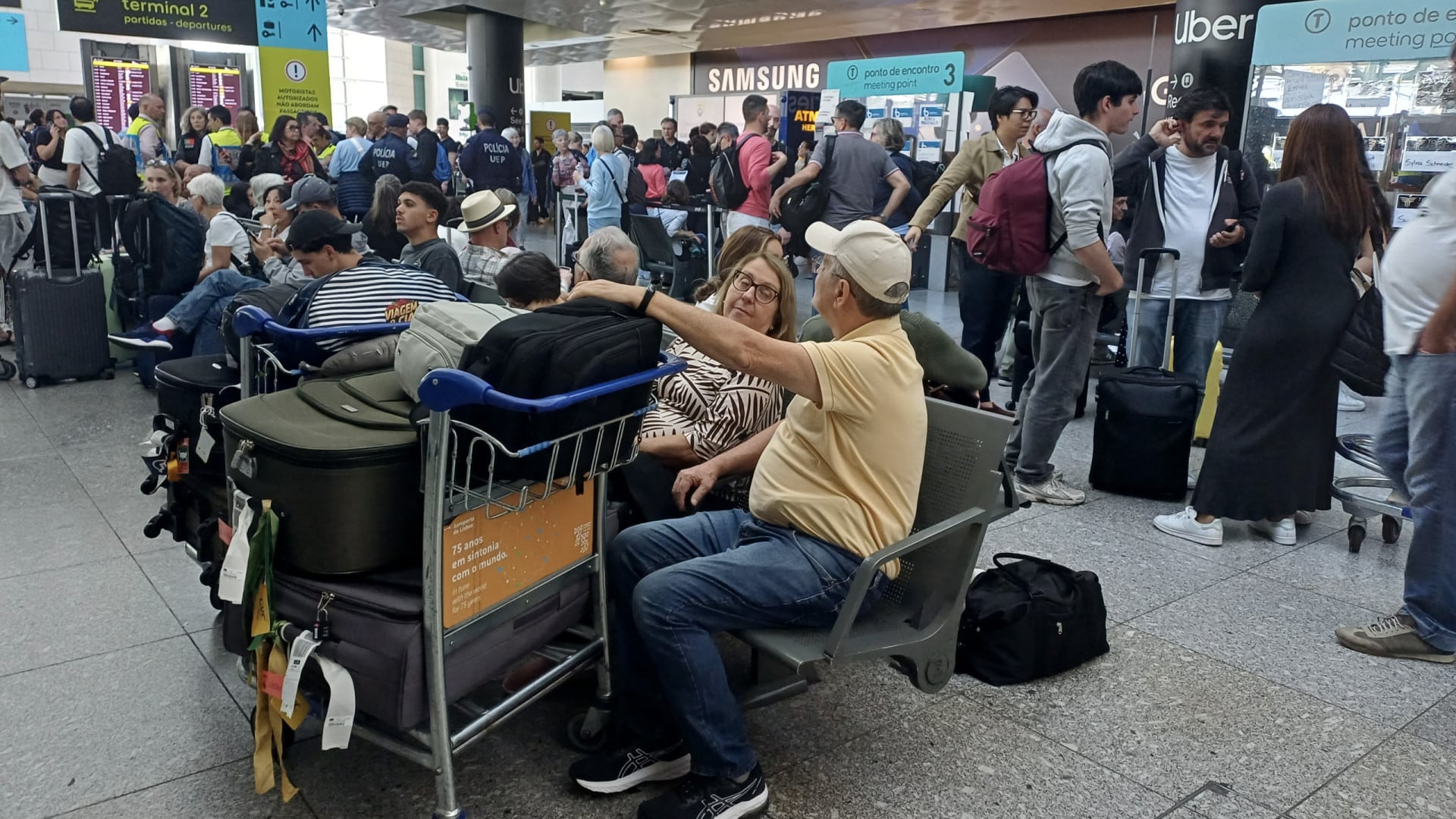 Au moins 14 départs et 4 arrivées annulés en raison de la grève chez Menzies.