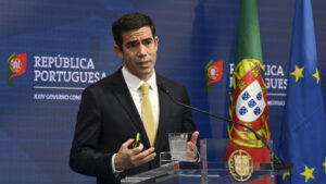 Aucune urgence obstétrique n'a fermé ce mois-ci dans la région de Setúbal ? C'est faux.