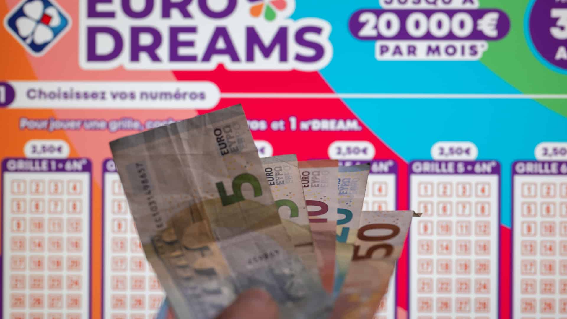 Avez-vous gagné un autre 'salaire'? Voici la clé du EuroDreams de ce jeudi.