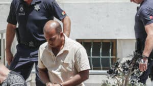 « Bonjour, maman ; bonjour, papa. » Le tribunal condamne 9 accusés dans une affaire d'escroquerie.