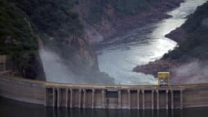 Cahora Bassa cherche des partenaires pour une nouvelle centrale et la production solaire