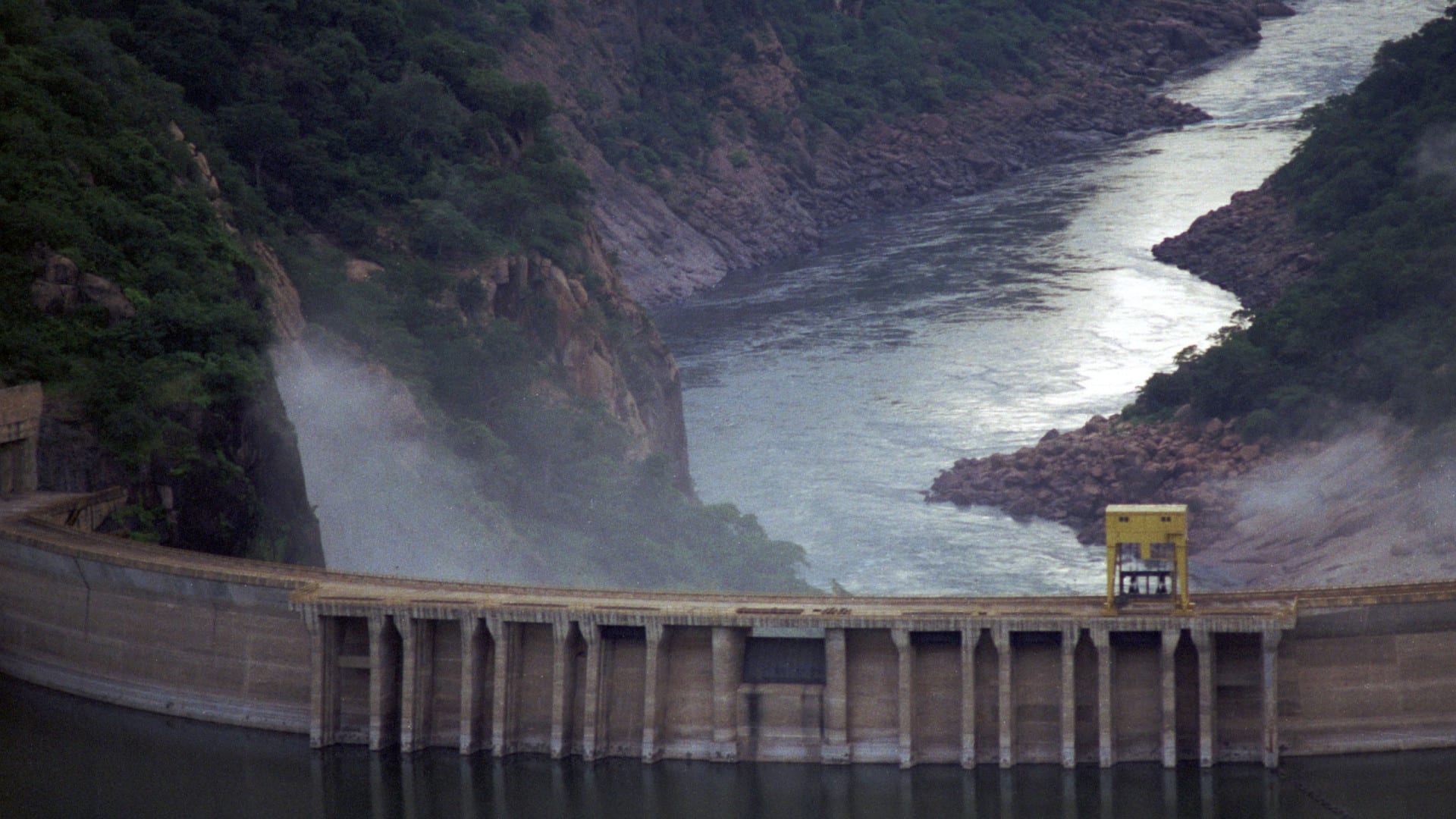 Cahora Bassa cherche des partenaires pour une nouvelle centrale et la production solaire