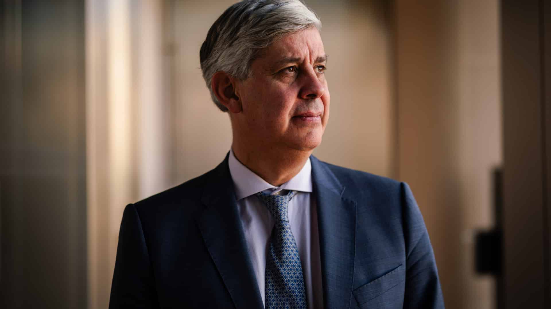 Centeno va rester en fonction à la BdP jusqu'à l'arrivée de Santos Pereira.