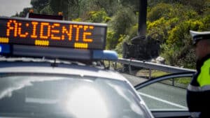 Collision sur l'A25 à Reigoso fait un mort et un blessé. Route coupée.